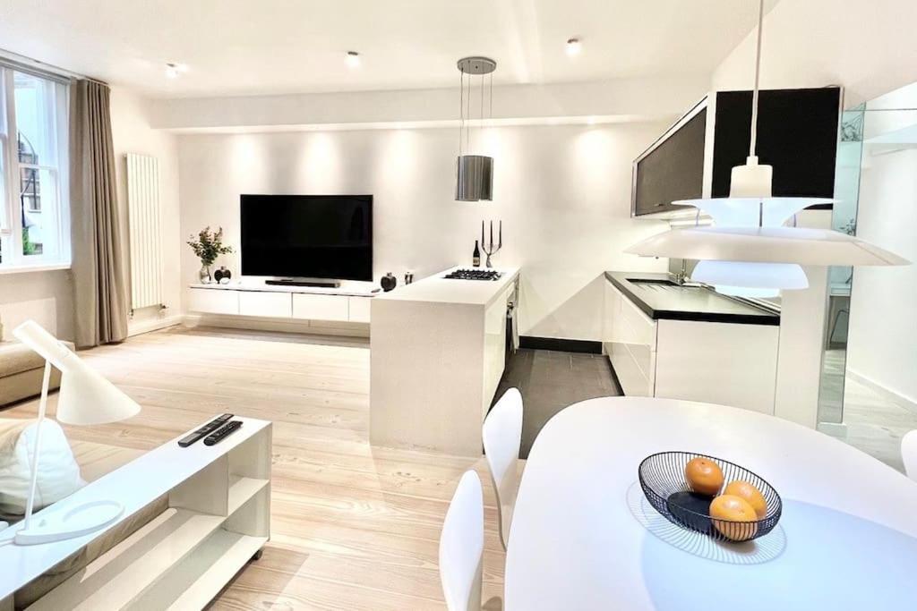 Stunning 4 Bed Flat Near Notting Hill And Hyde Park