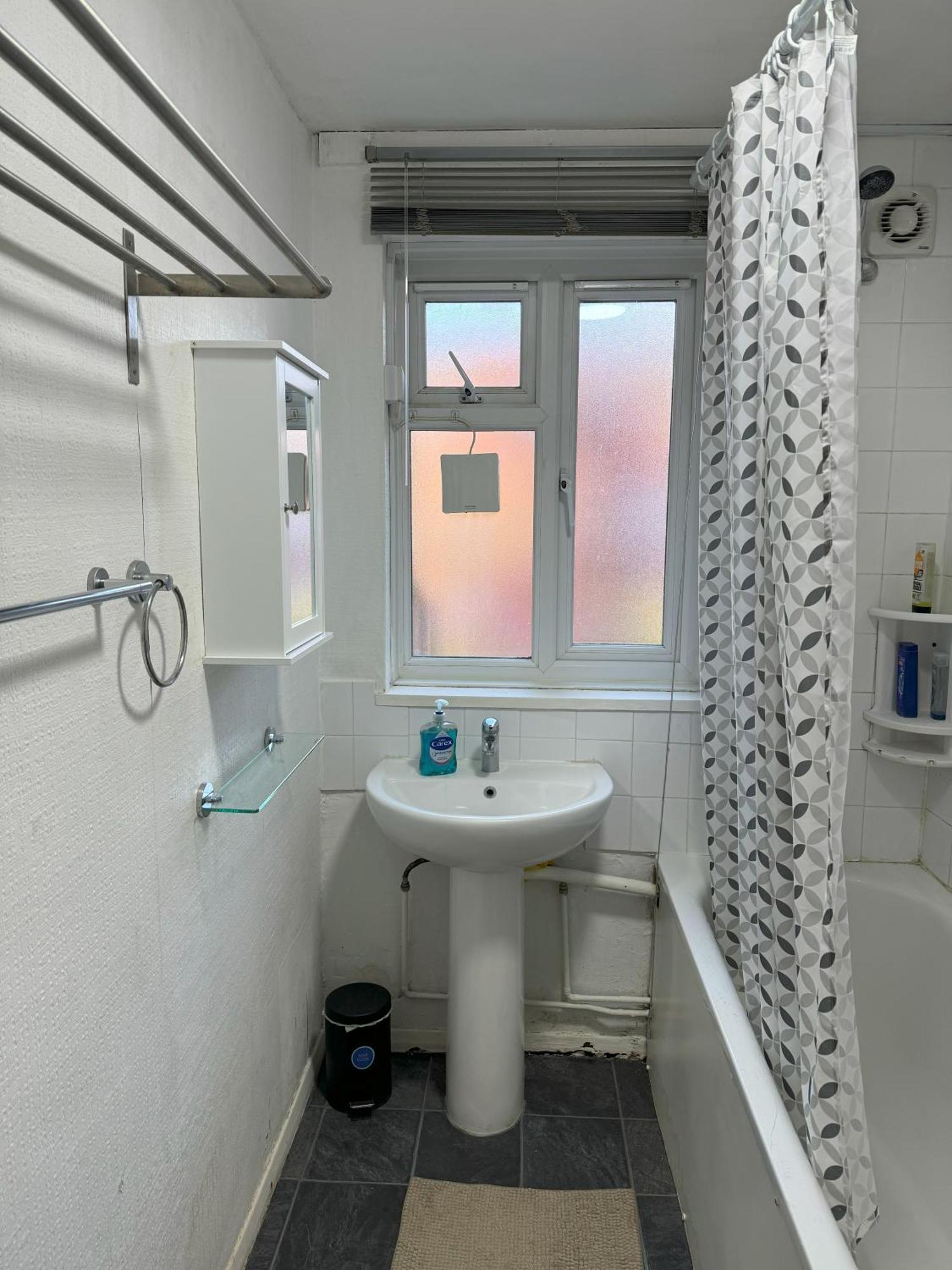 Apartment Lovely One Bed To Rent