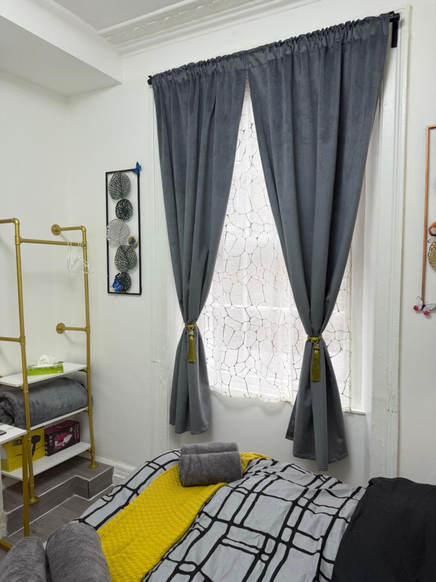 Luxury In Victoria, 7 Minutes Walk To Victoria Station, 5 Habitación en casa particular