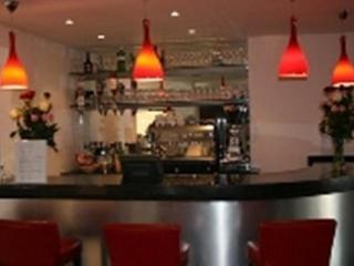 Oyo Luton Hotel 2*