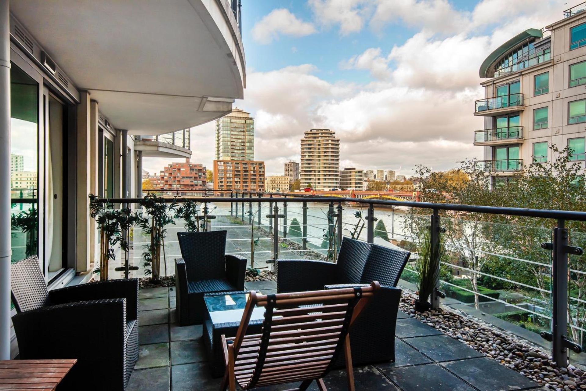2 Bed With Large Terrace * Londres