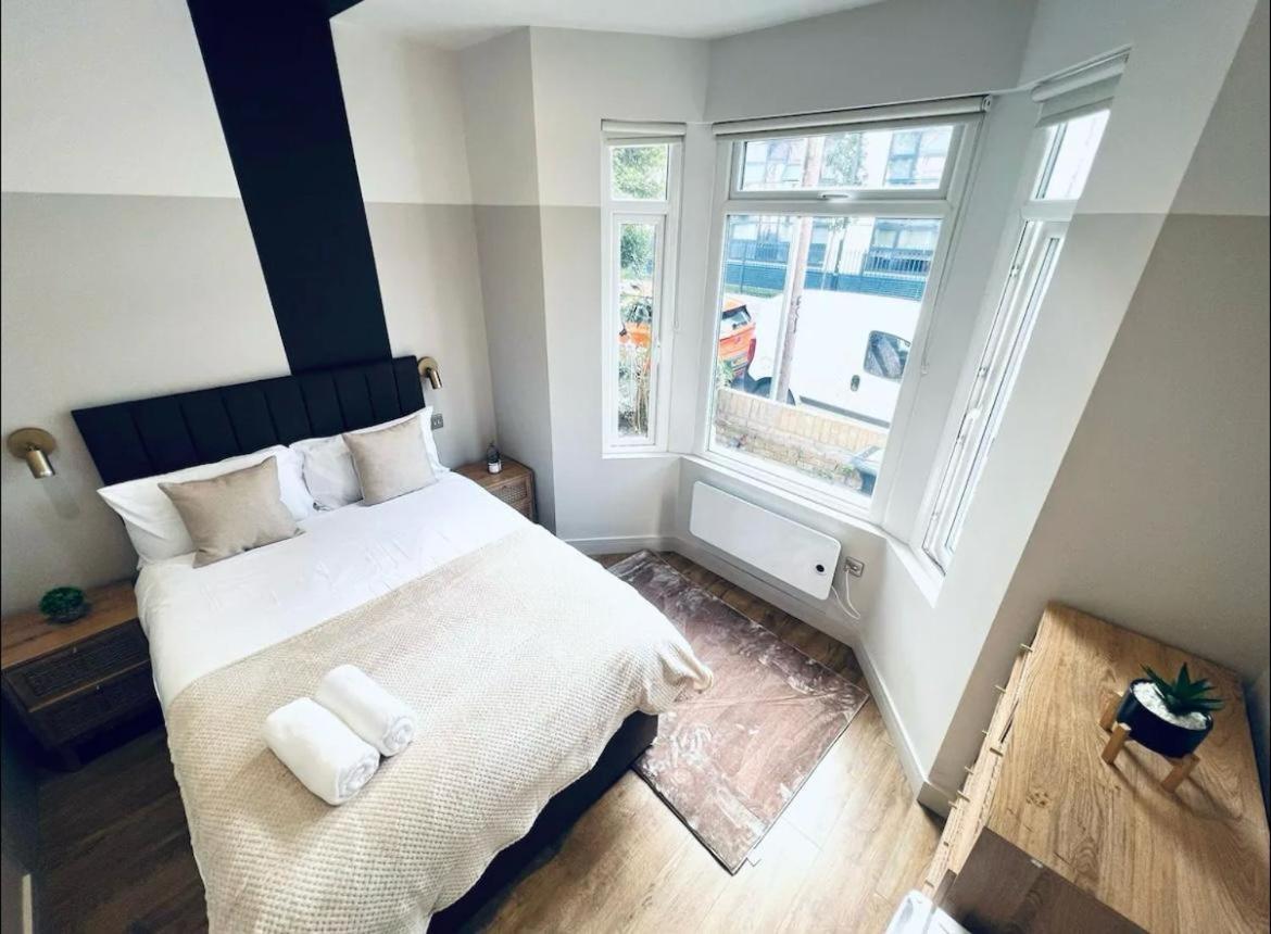 South Charming Ensuite Look Like Designer * Londres