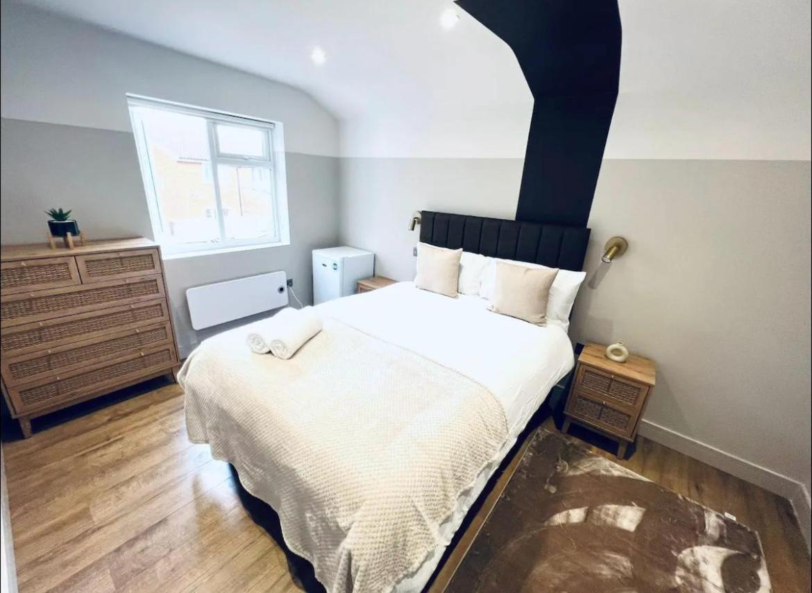 South Charming Ensuite Look Like Designer Aparthotel Londres