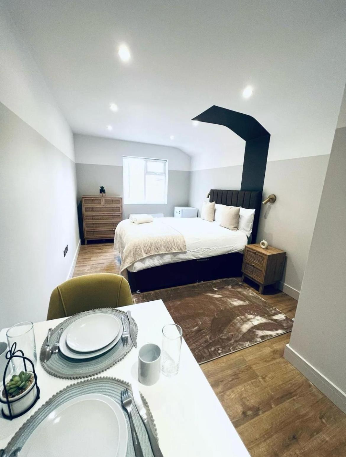 South Charming Ensuite Look Like Designer Londres