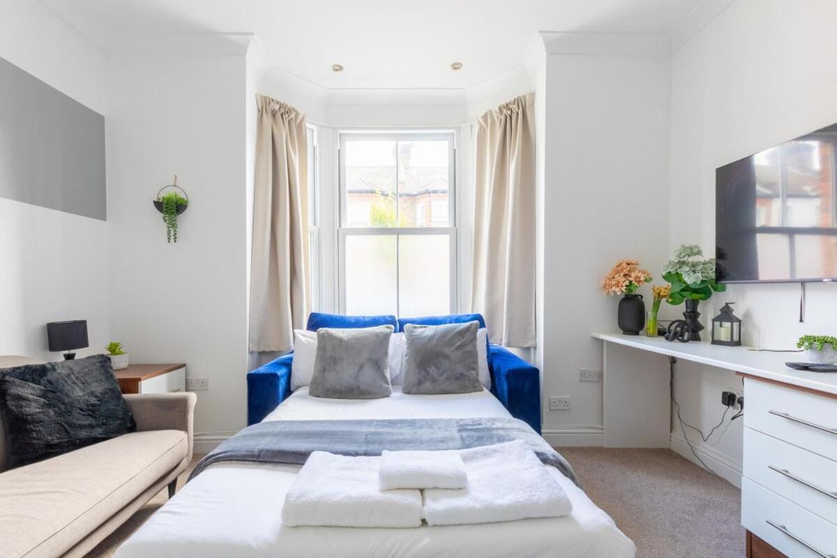 Apartamento Spacious 1bd Flat 10 Mins From Battersea Park! Londres