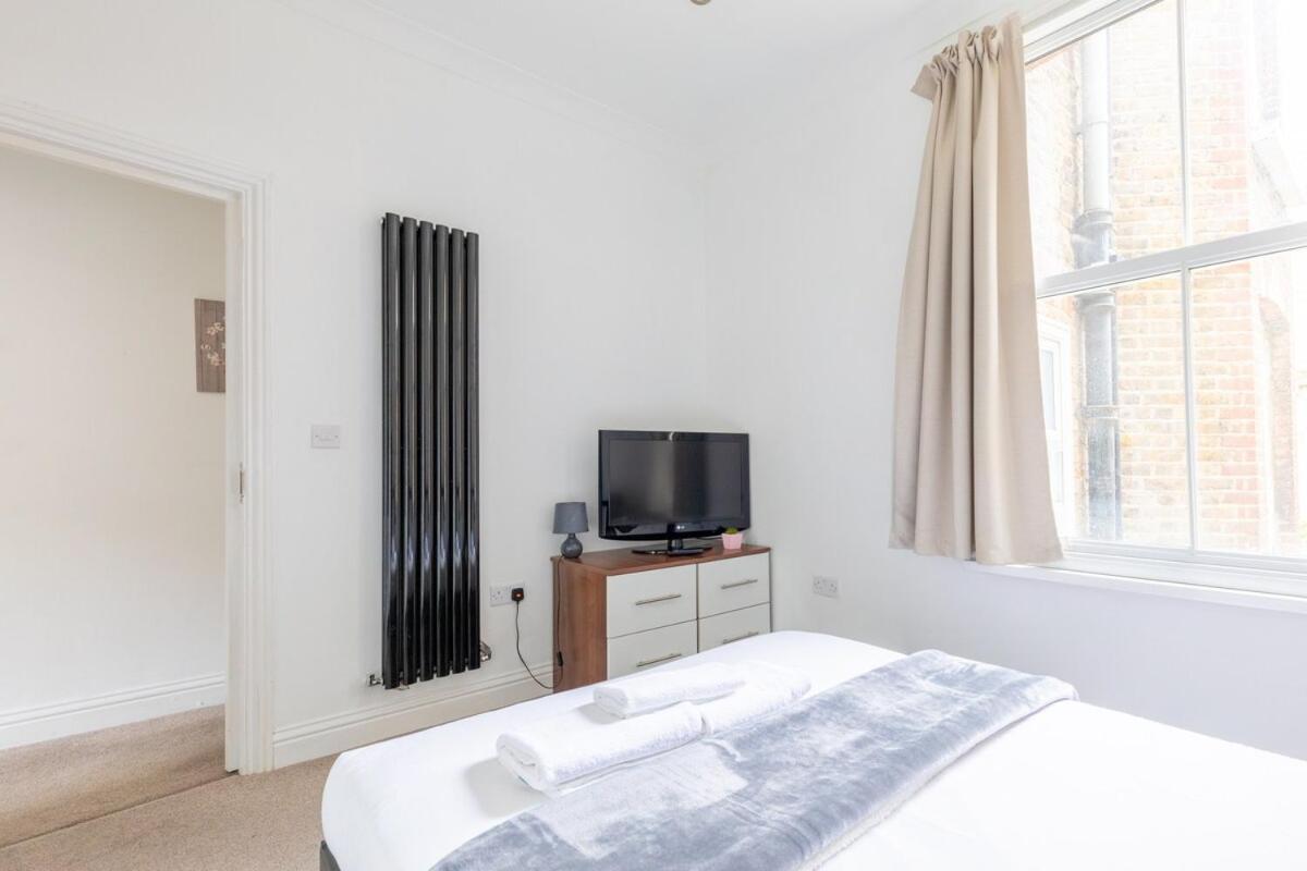 Apartamento Spacious 1bd Flat 10 Mins From Battersea Park! *