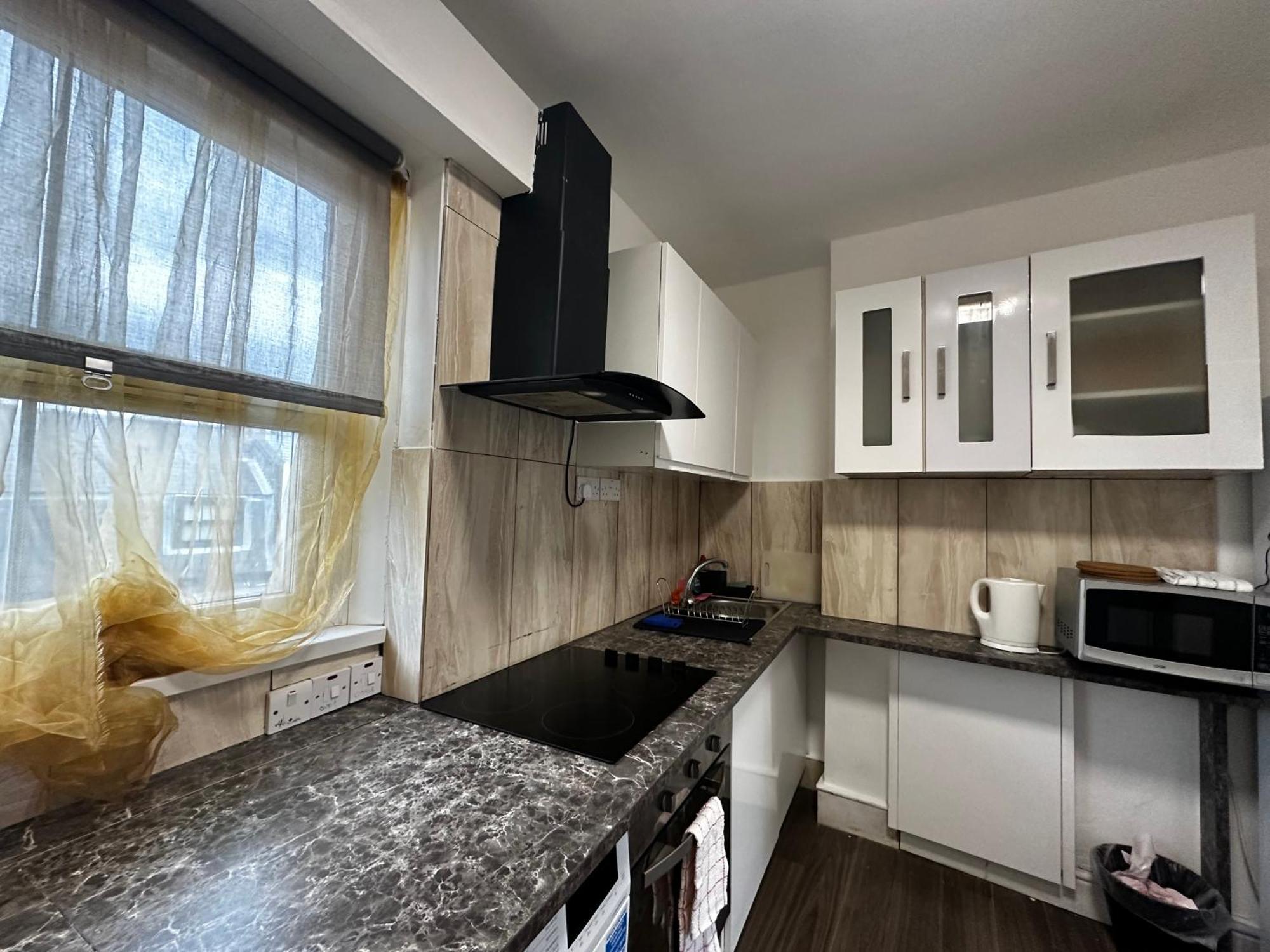Privatunterkunft Mileend 4 Large Master Bedroom London