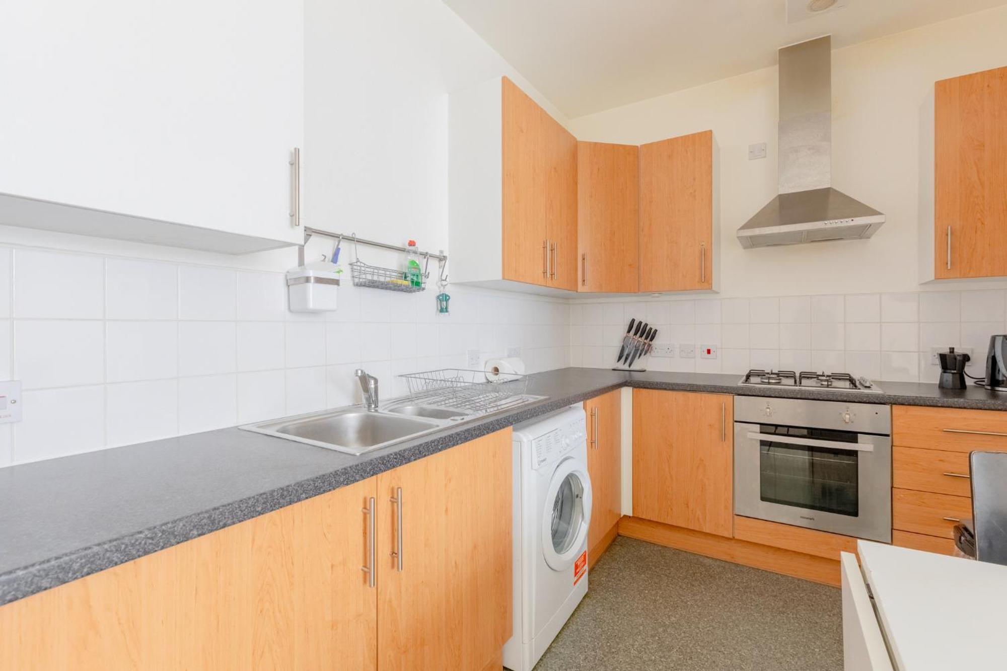 Charming 1bd Flat In A Victorian Chocolate Factory Londres