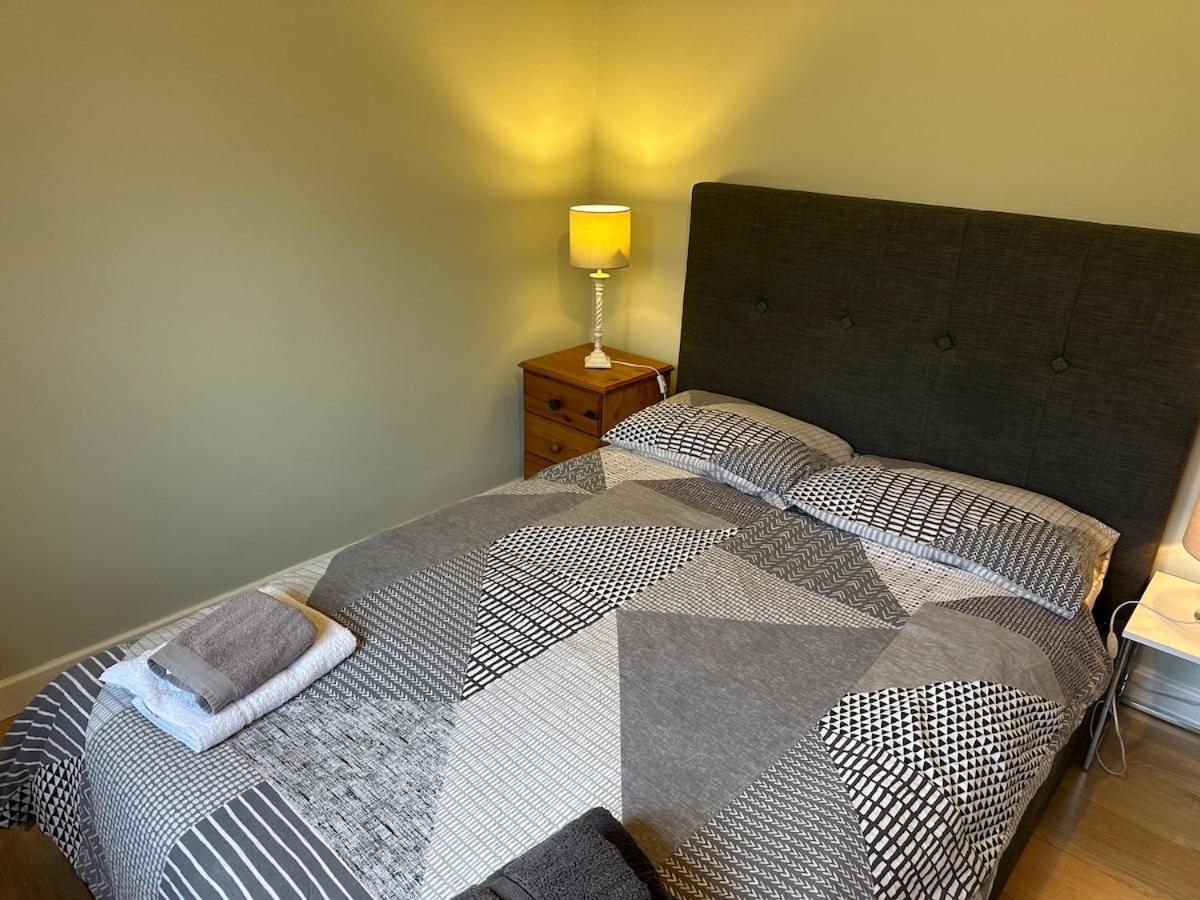 Apartamento Newly Refurbished Two Bedrooms Flat Londres