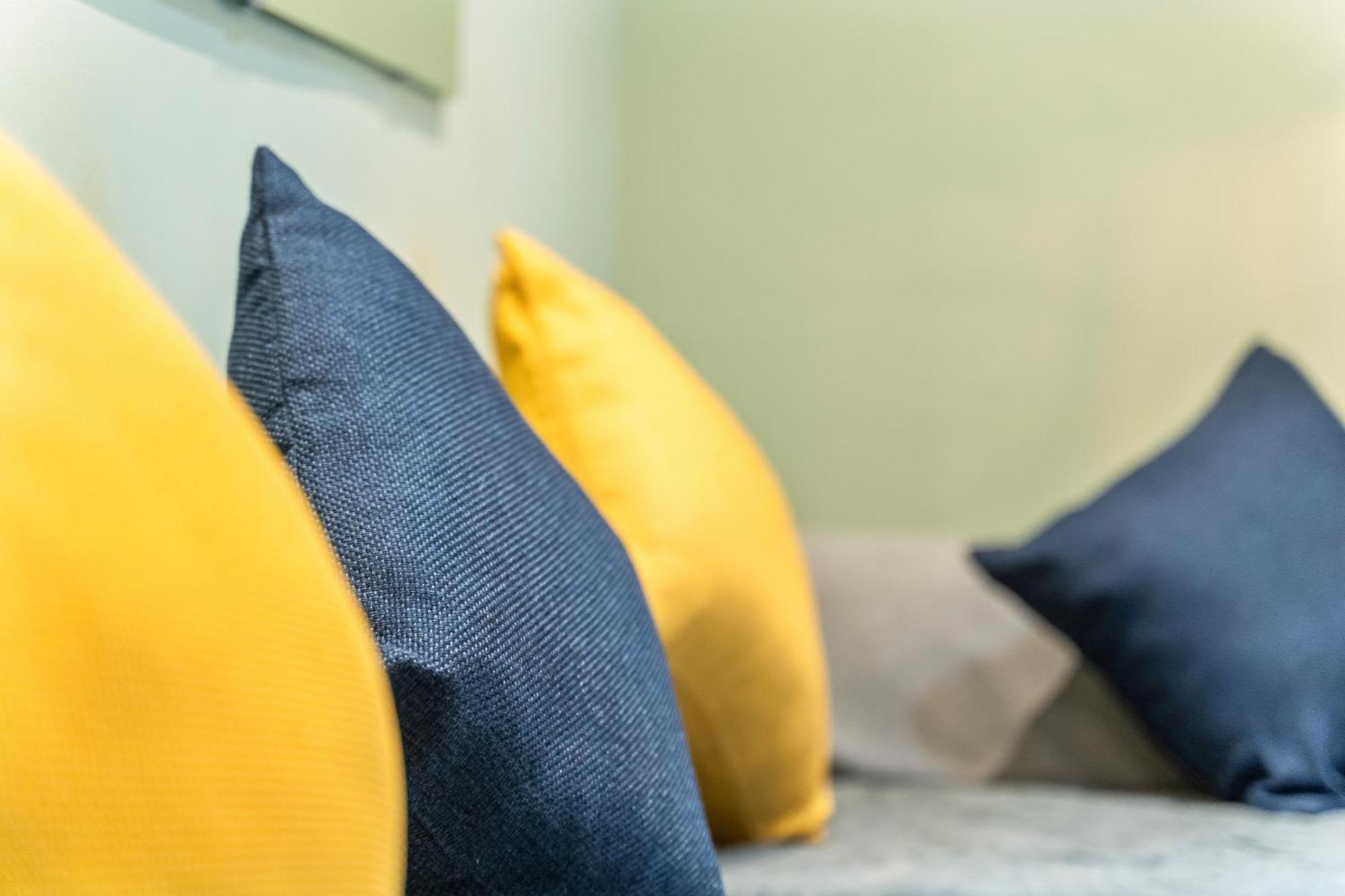 Comfy 4bed House Close To Subway * Londen