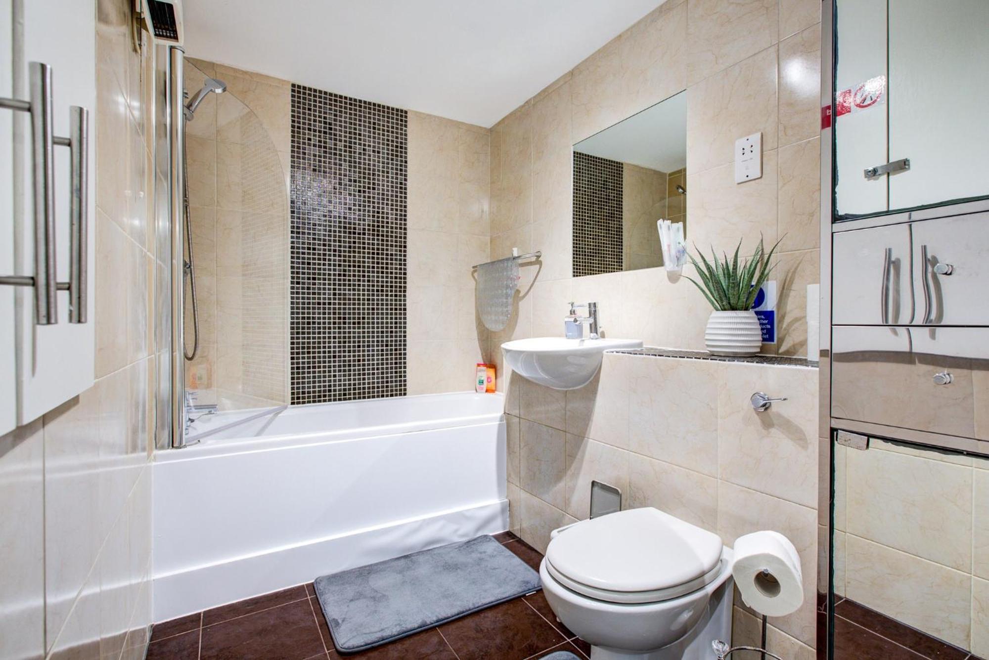 Spacious 2-bed Family With Pets Welcome