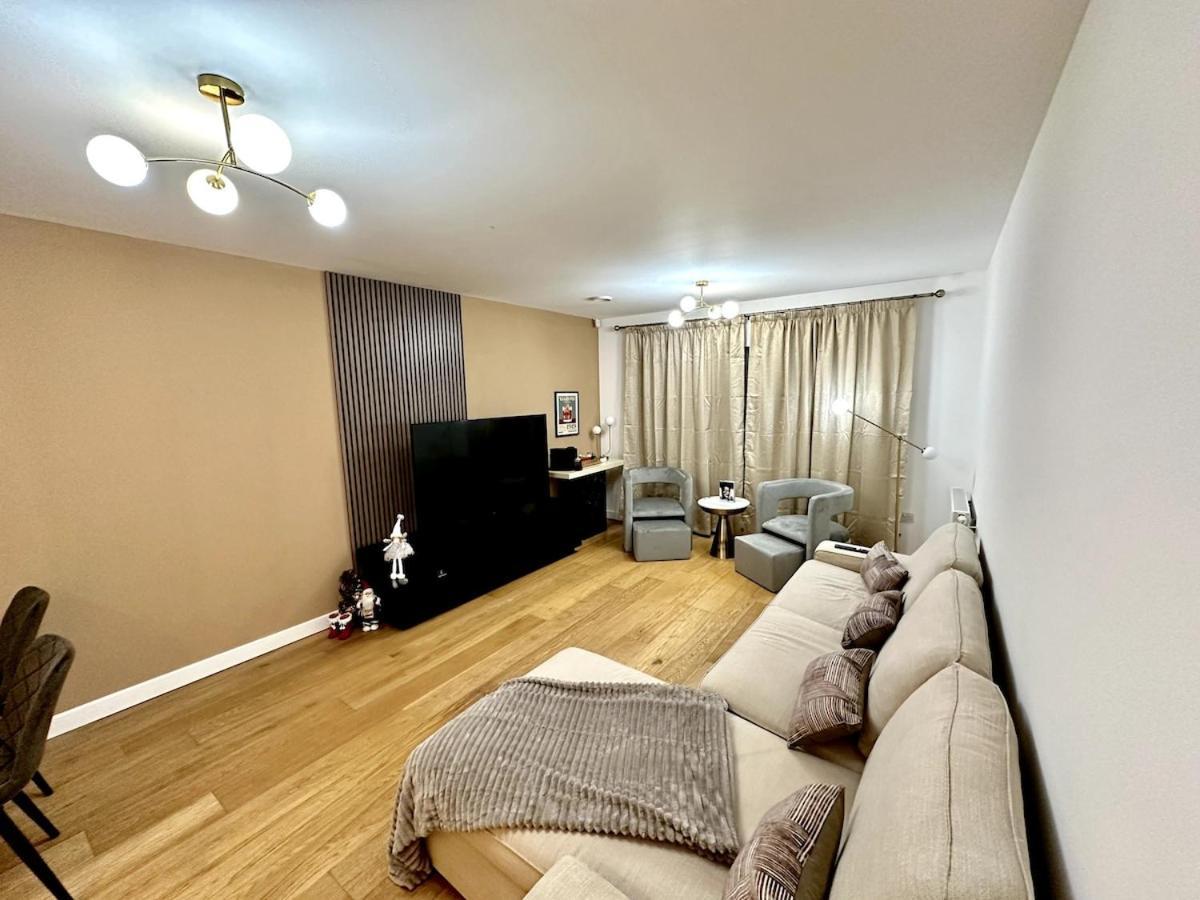 Royal City Of Park Royal Appartement Londres