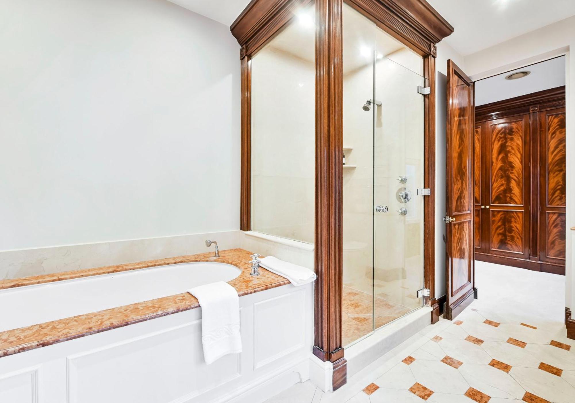 Hébergement de vacances Exclusive Knightsbridge Townhouse With Parking