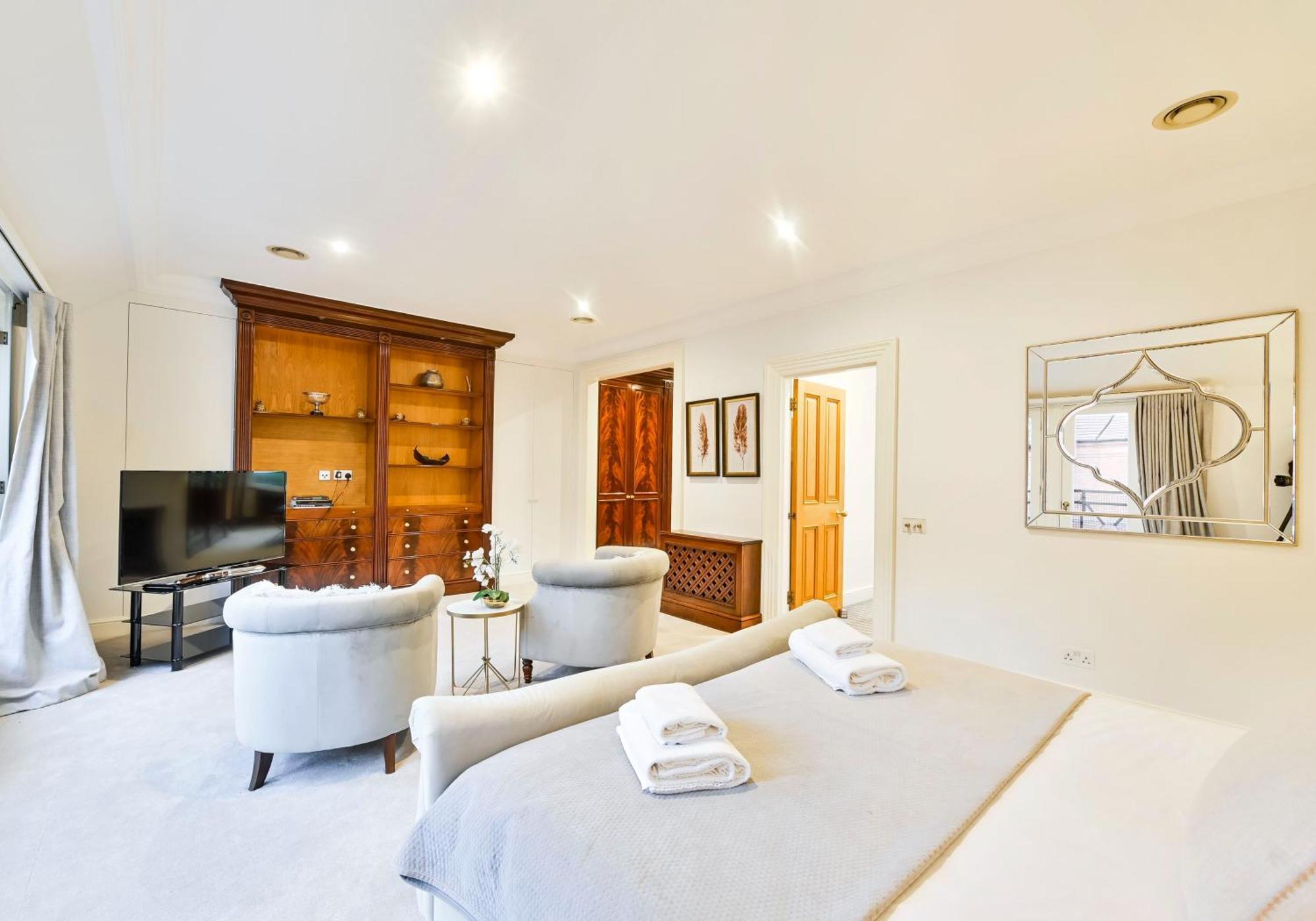 Hébergement de vacances Exclusive Knightsbridge Townhouse With Parking