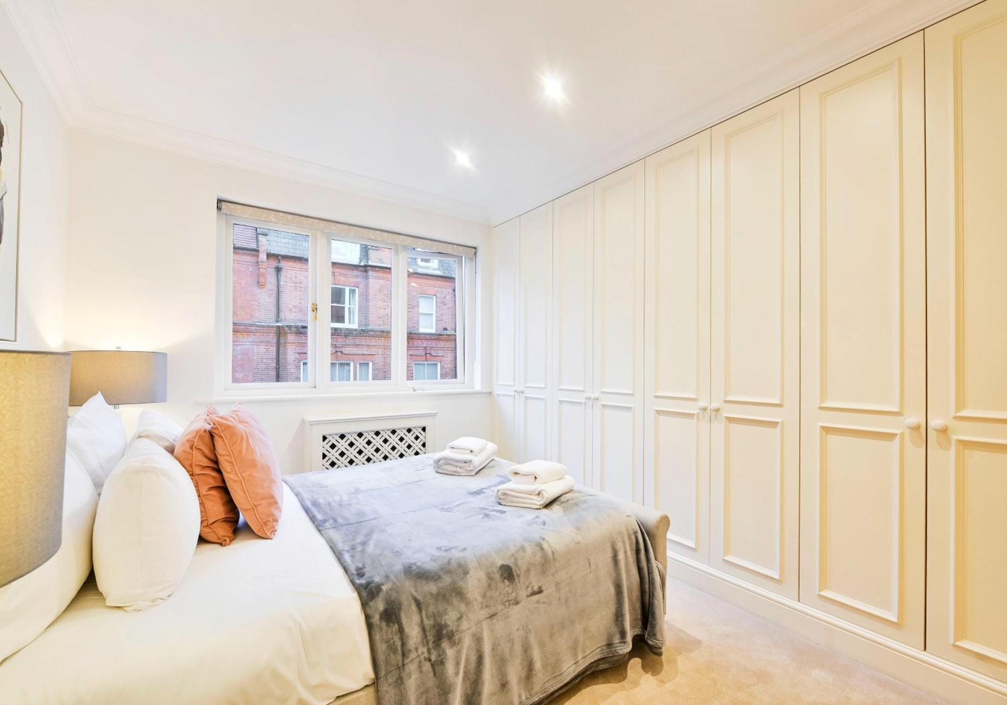 Exclusive Knightsbridge Townhouse With Parking Hébergement de vacances *