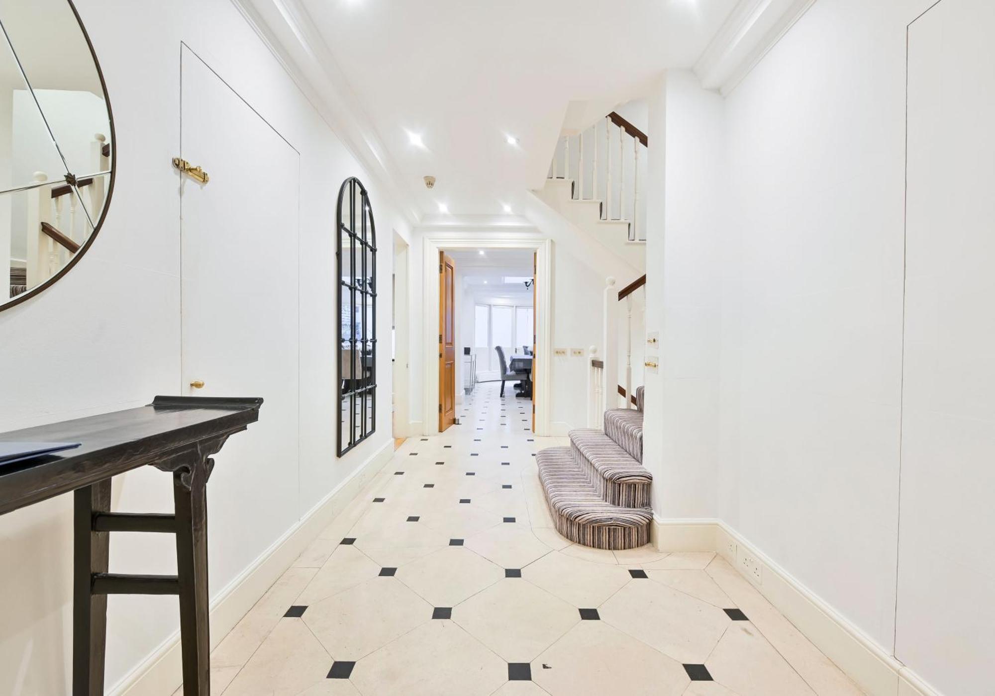 Hébergement de vacances Exclusive Knightsbridge Townhouse With Parking