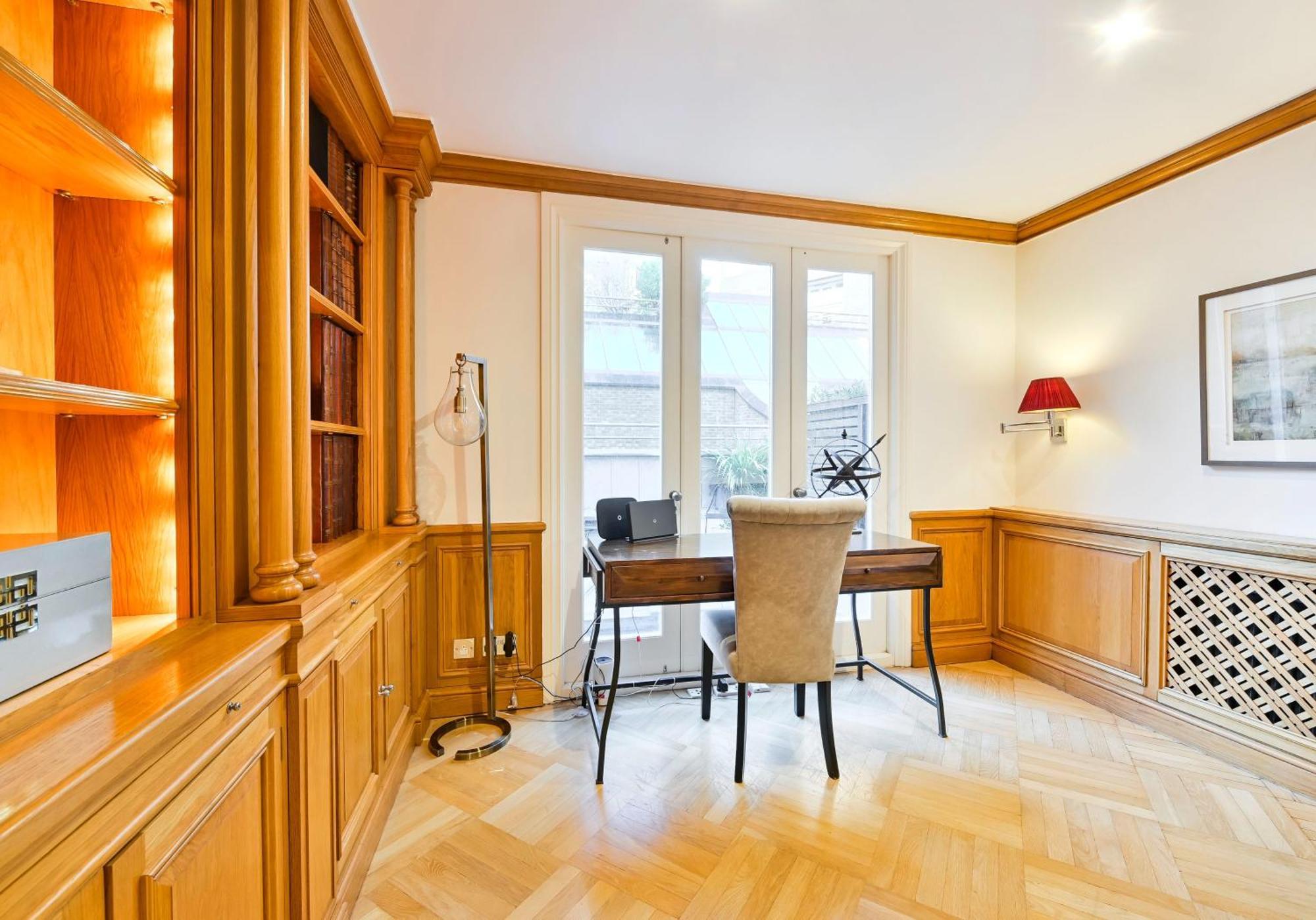 Exclusive Knightsbridge Townhouse With Parking Hébergement de vacances Londres