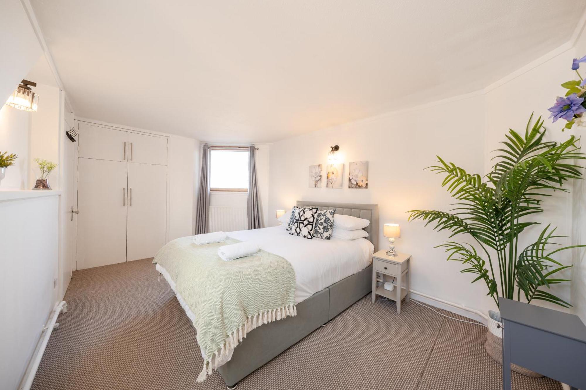 Apartamento 3 Bed Luxury In Chelsea, 2 King Size Bed, 1 Double Bed, Ideal For Families