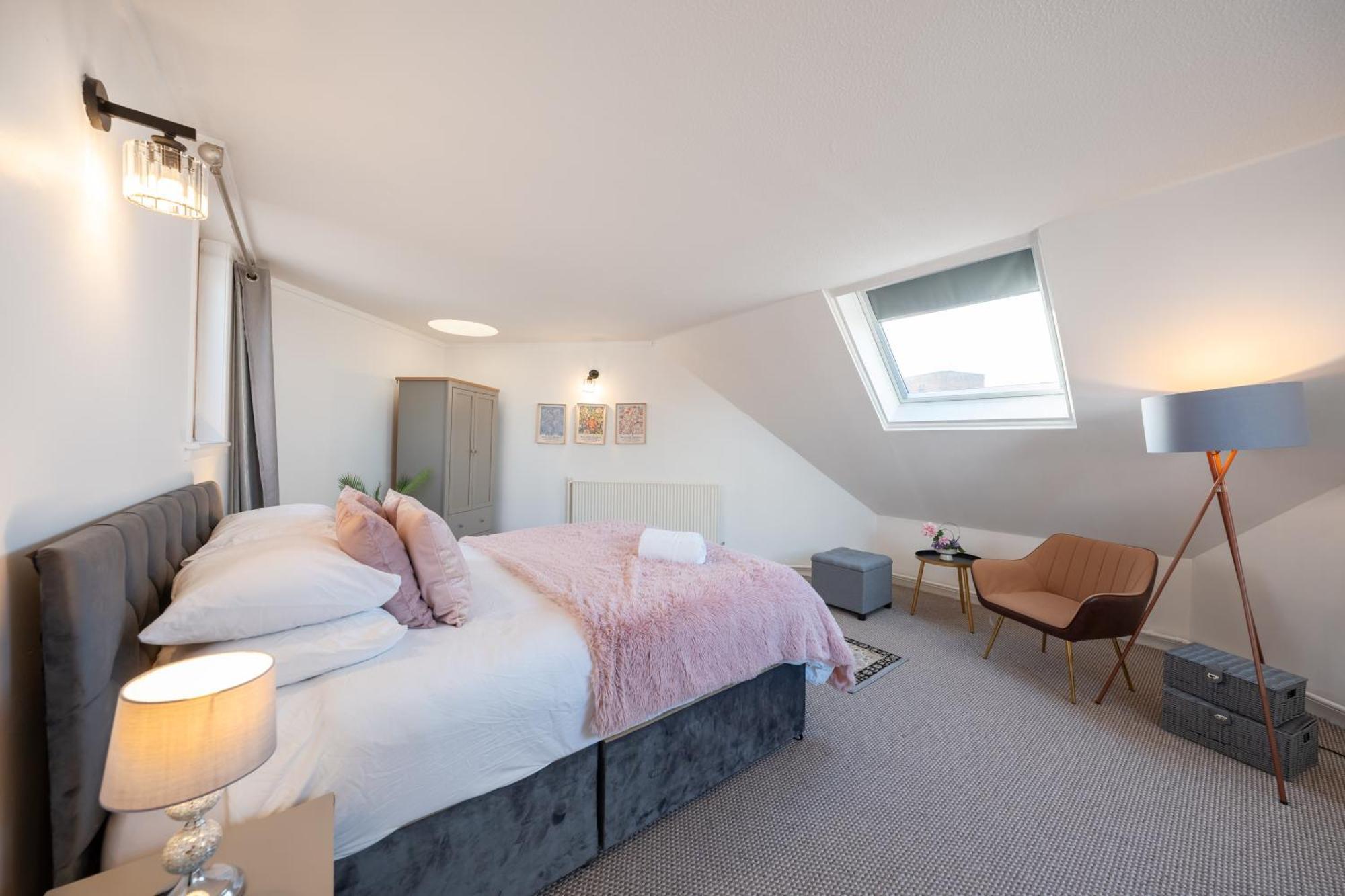 3 Bed Luxury In Chelsea, 2 King Size Bed, 1 Double Bed, Ideal For Families Apartamento