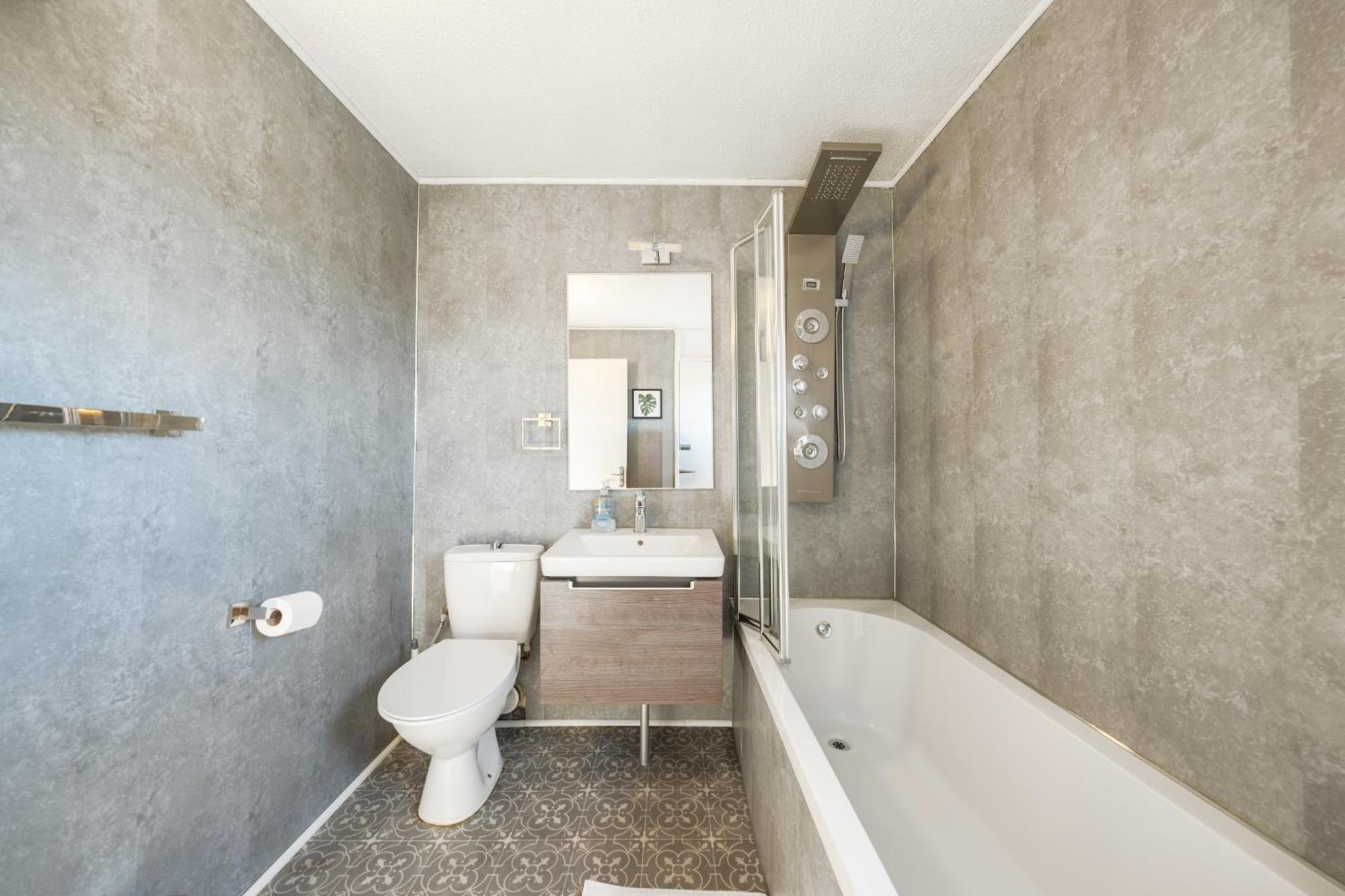 Apartamento 3 Bed Luxury In Chelsea, 2 King Size Bed, 1 Double Bed, Ideal For Families *