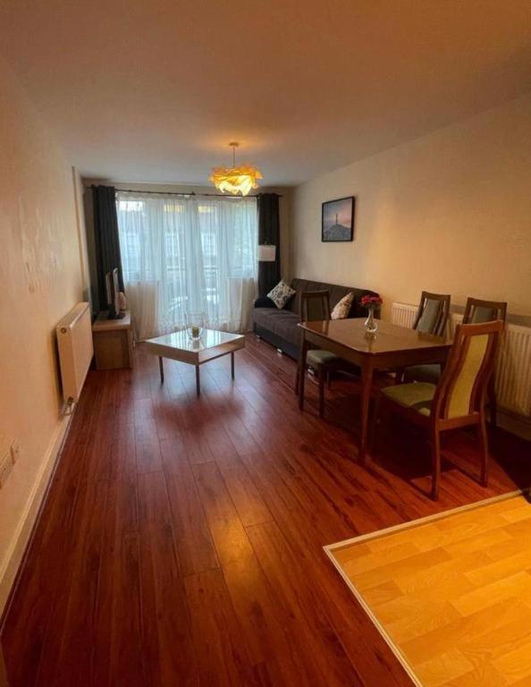 Flat 44, Nexus Court, Malvern Road, Appartement *