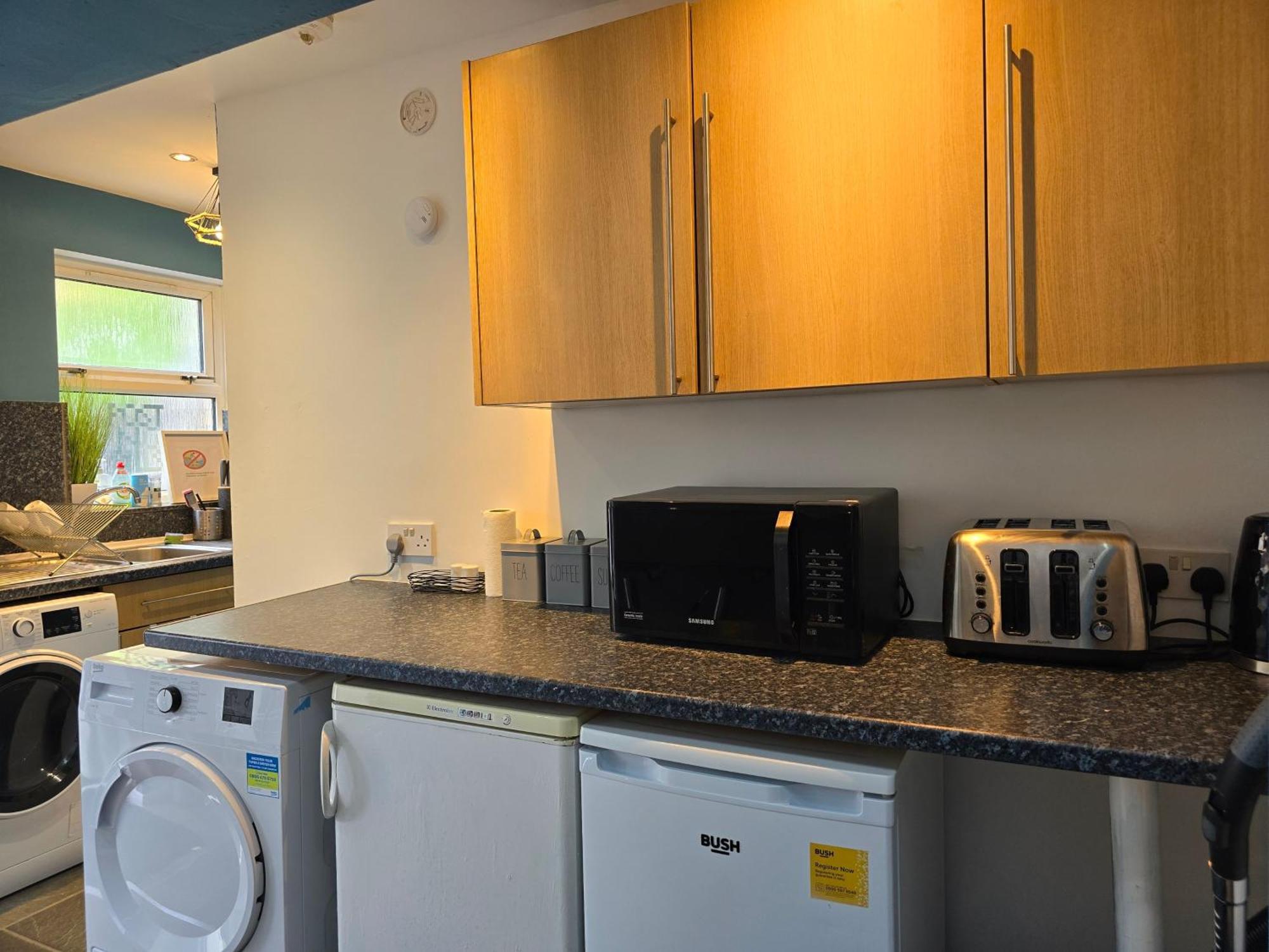 Cozy 4 Bedroom House In The Heart Of Brixton Hébergement de vacances Londres
