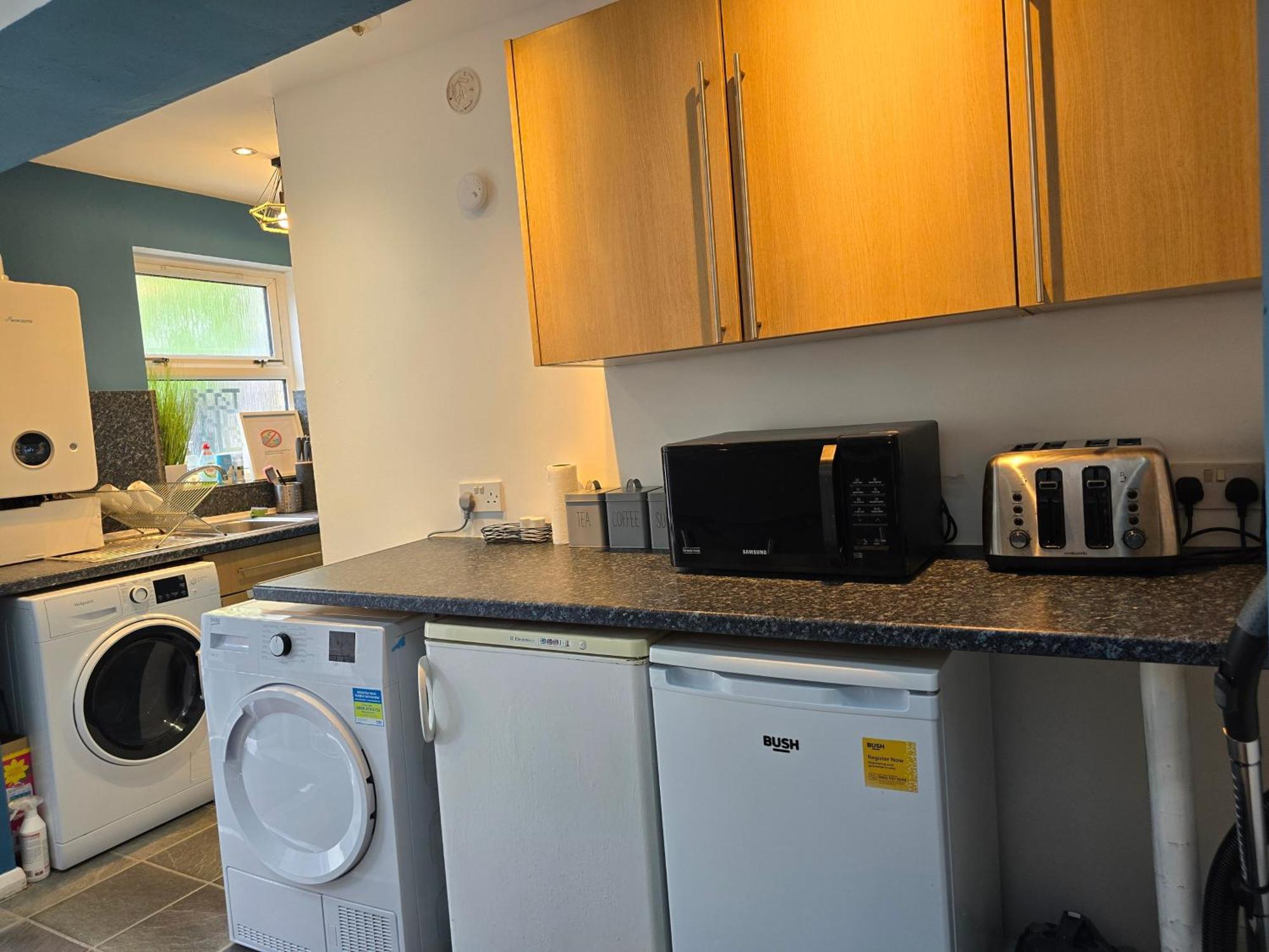 Cozy 4 Bedroom House In The Heart Of Brixton Hébergement de vacances *