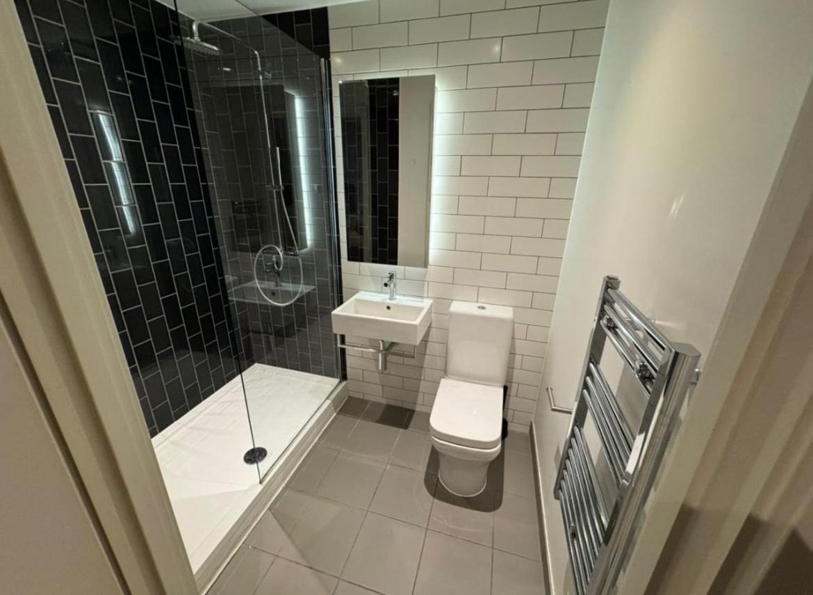 2 Bed By Excel Appartement