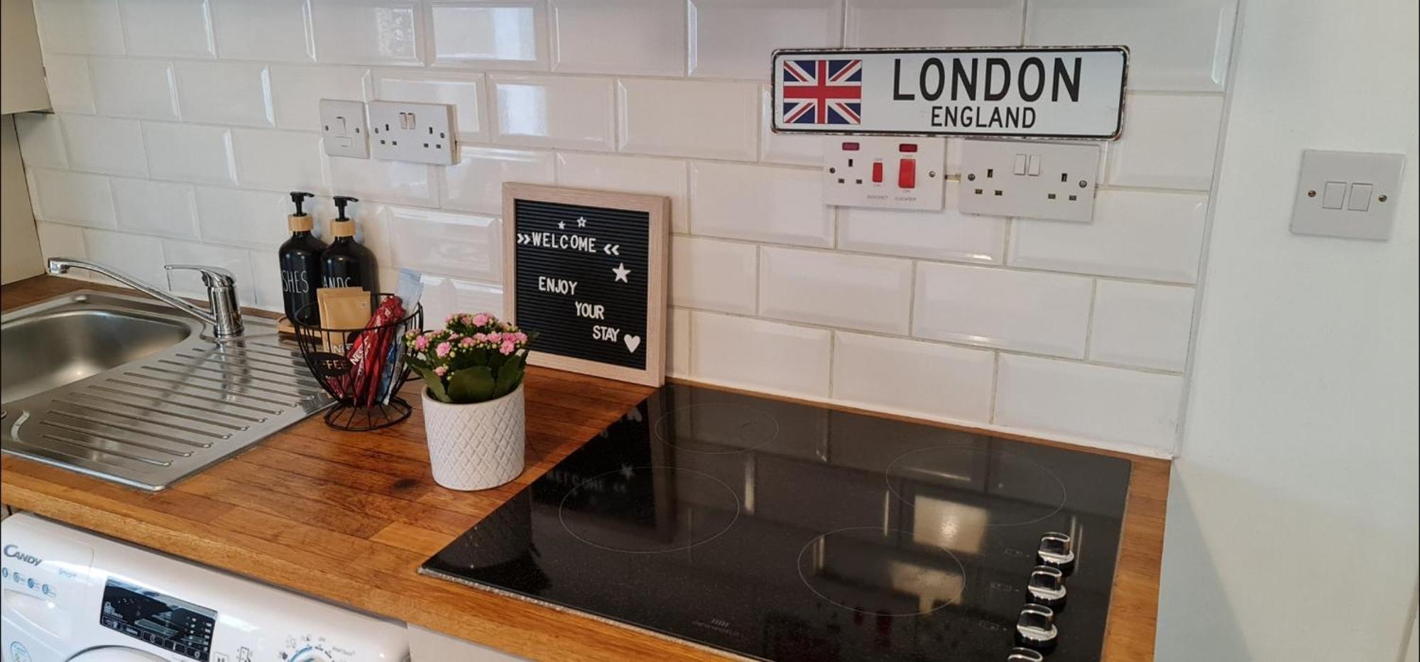 Apartamento Stylish - Private Bathroom, 15mins To London!