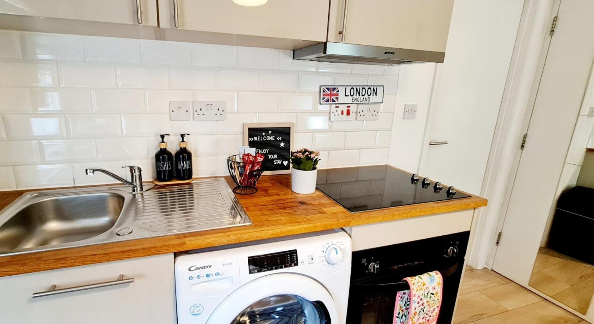 Stylish - Private Bathroom, 15mins To London! Apartamento *