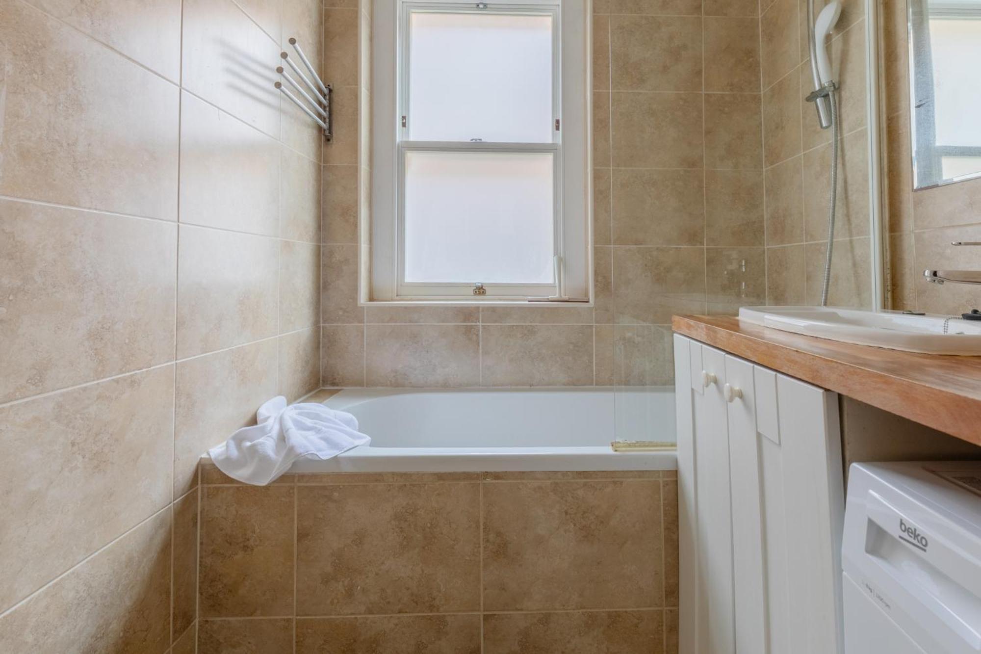 Spacious 3bd Flat W Garden Near Clapham Common Appartement *