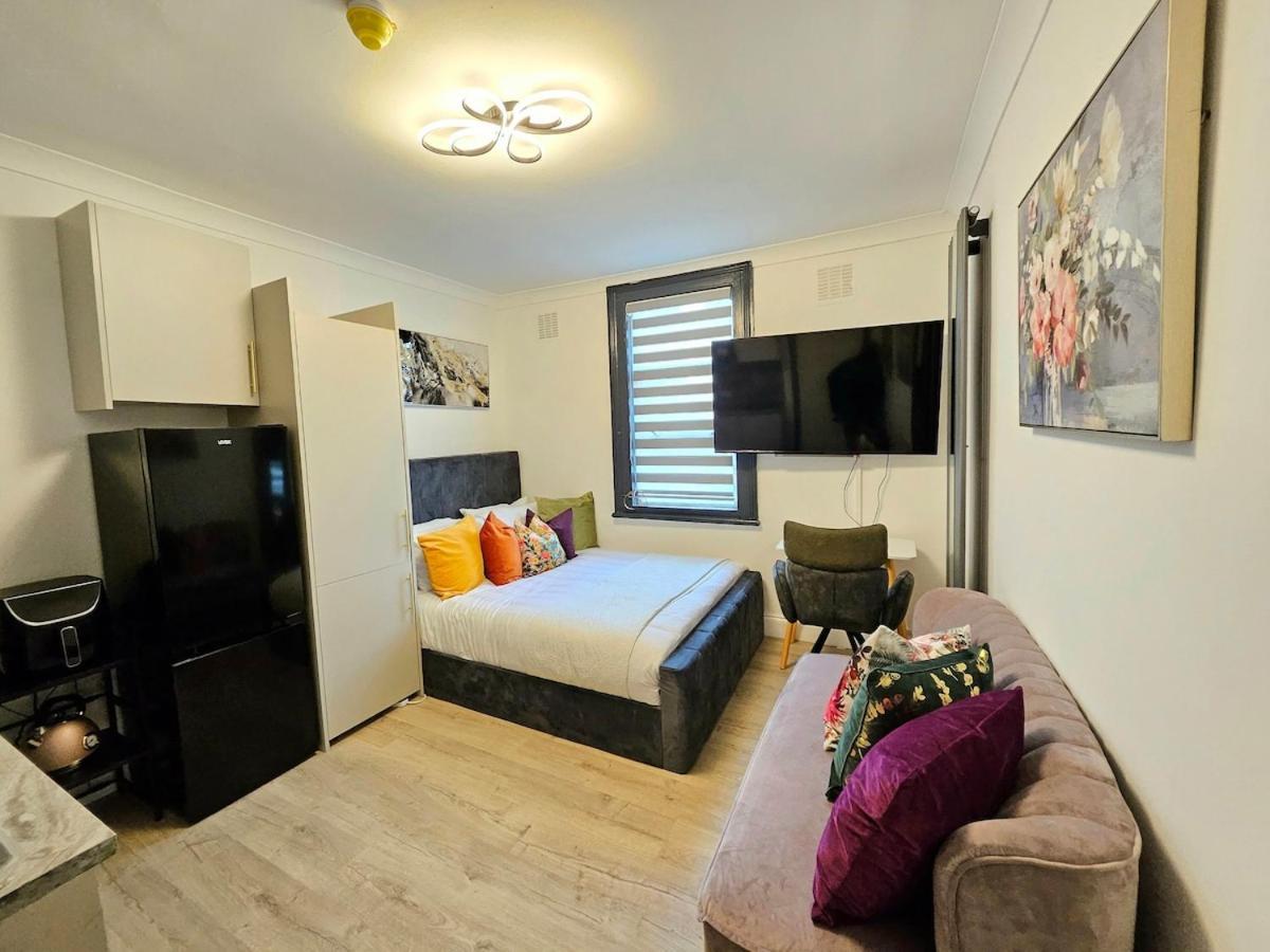 Sensational London-callcott *