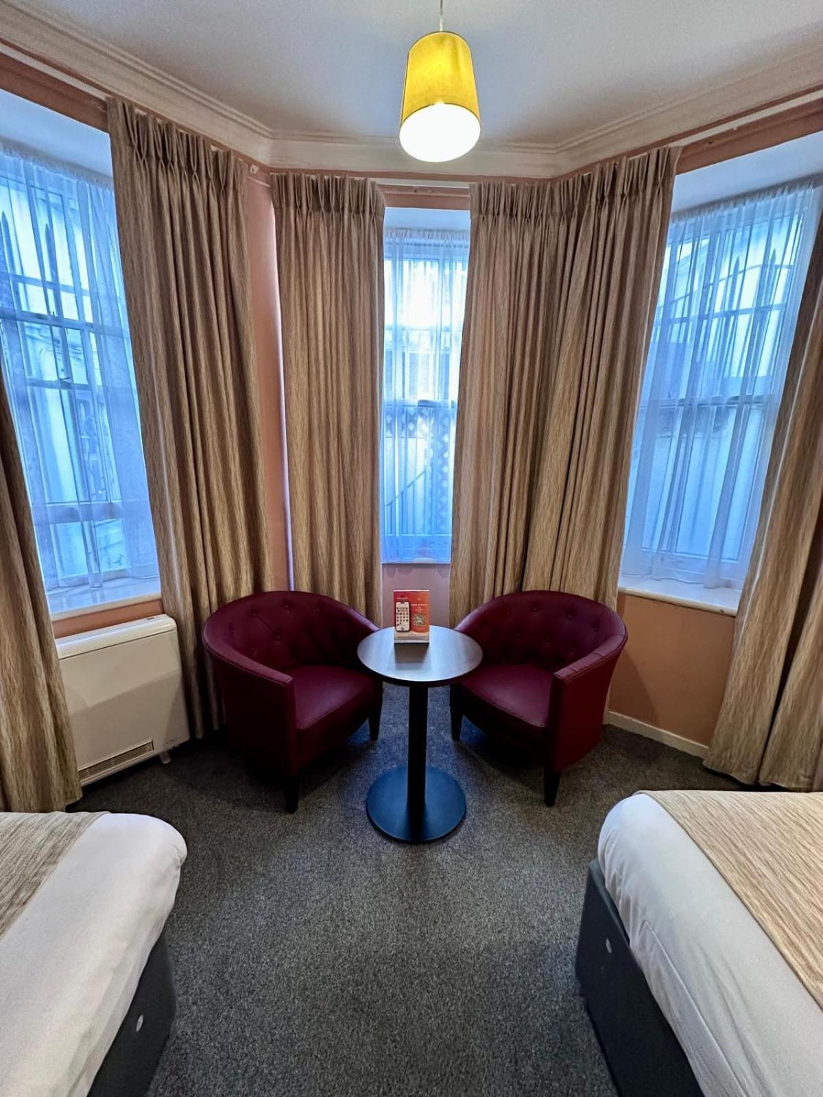 Auberge de jeunesse Acacia *