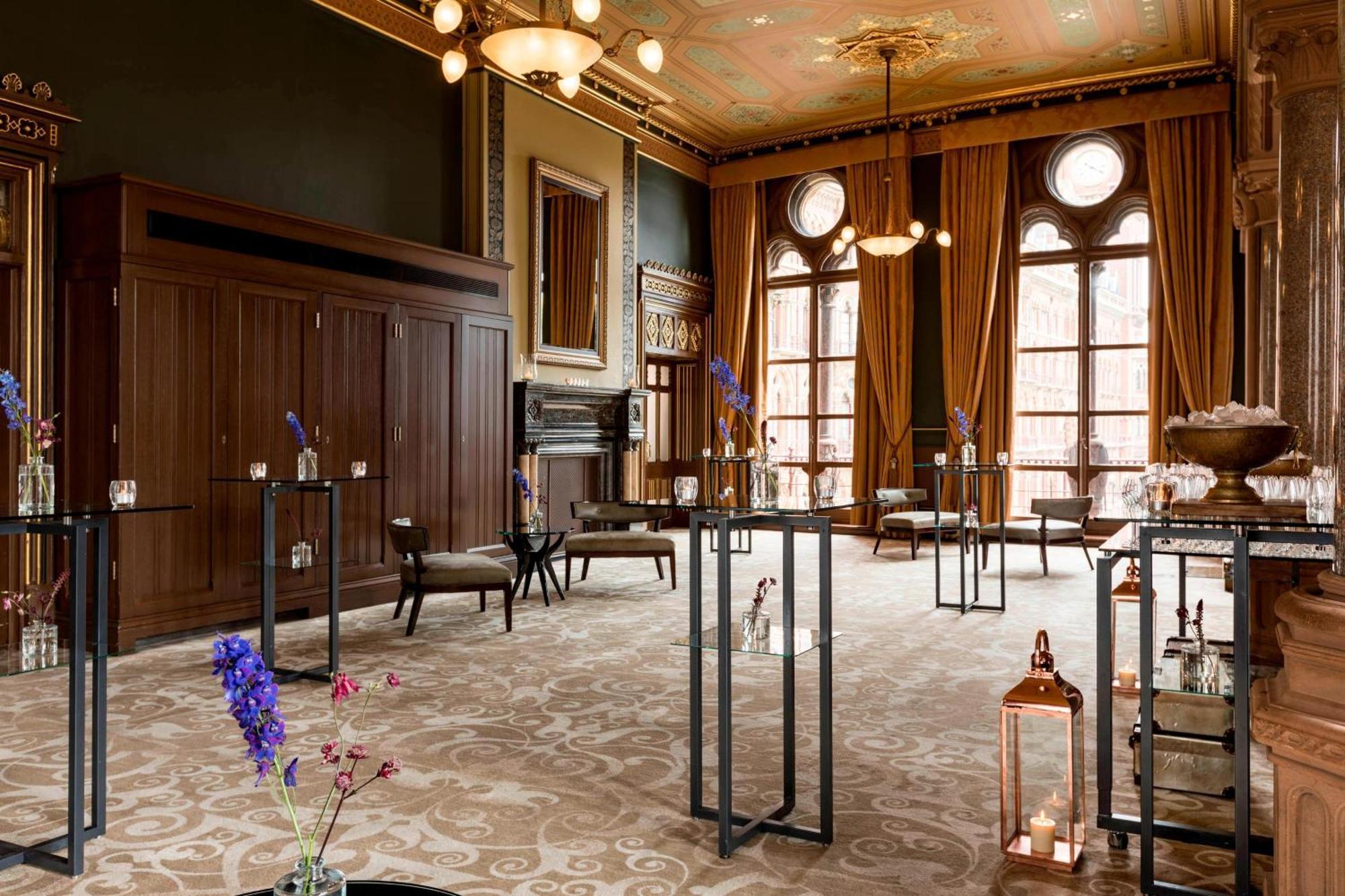 St Pancras London, Autograph Collection