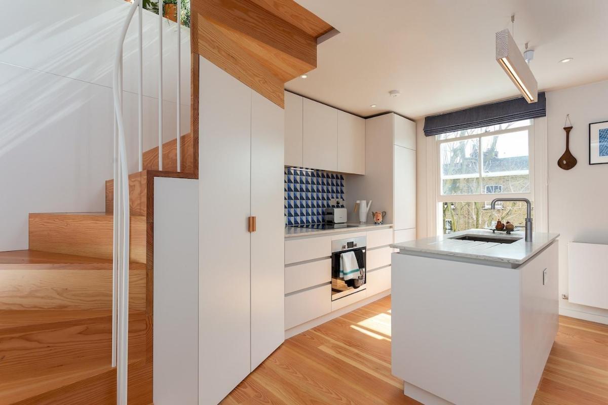 De Beauvoir Penthouse - Private 1 Bed