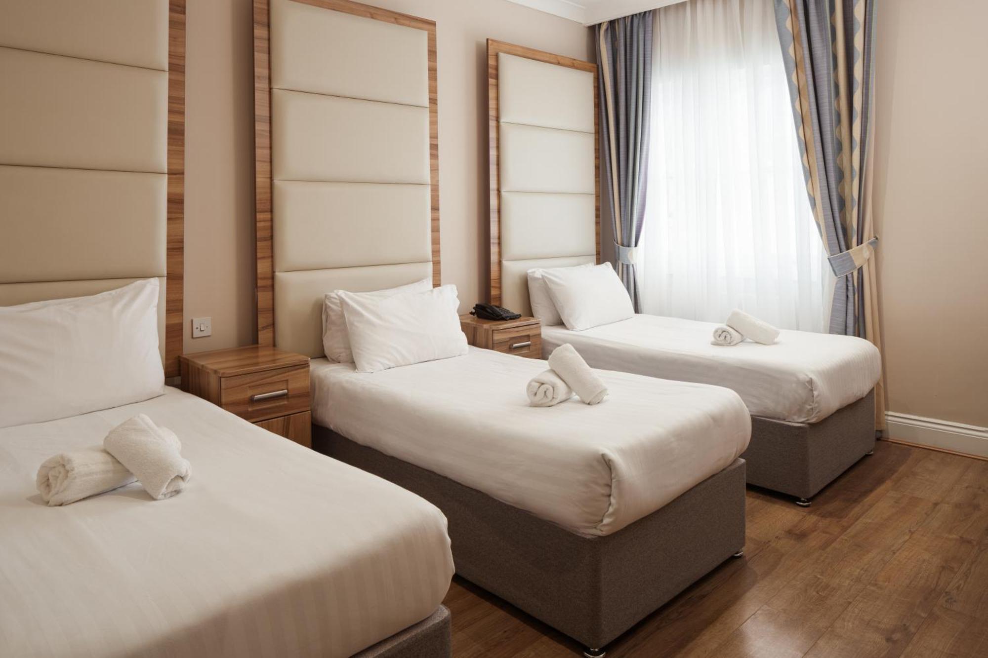 Royal Eagle Hotel