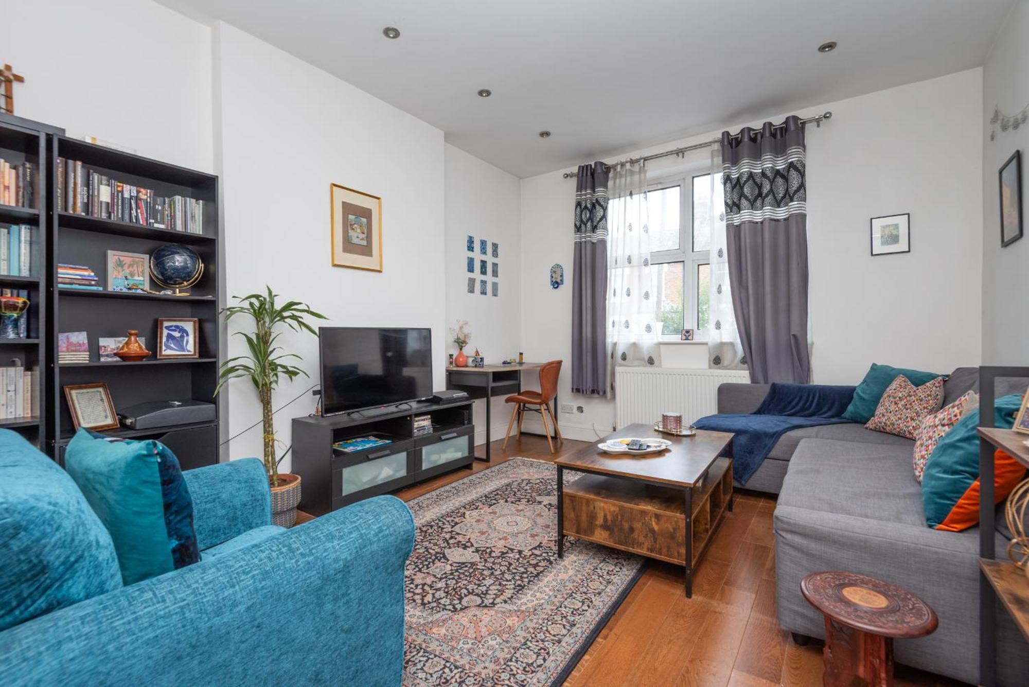 2-bed Steps From Muswell Hill * London