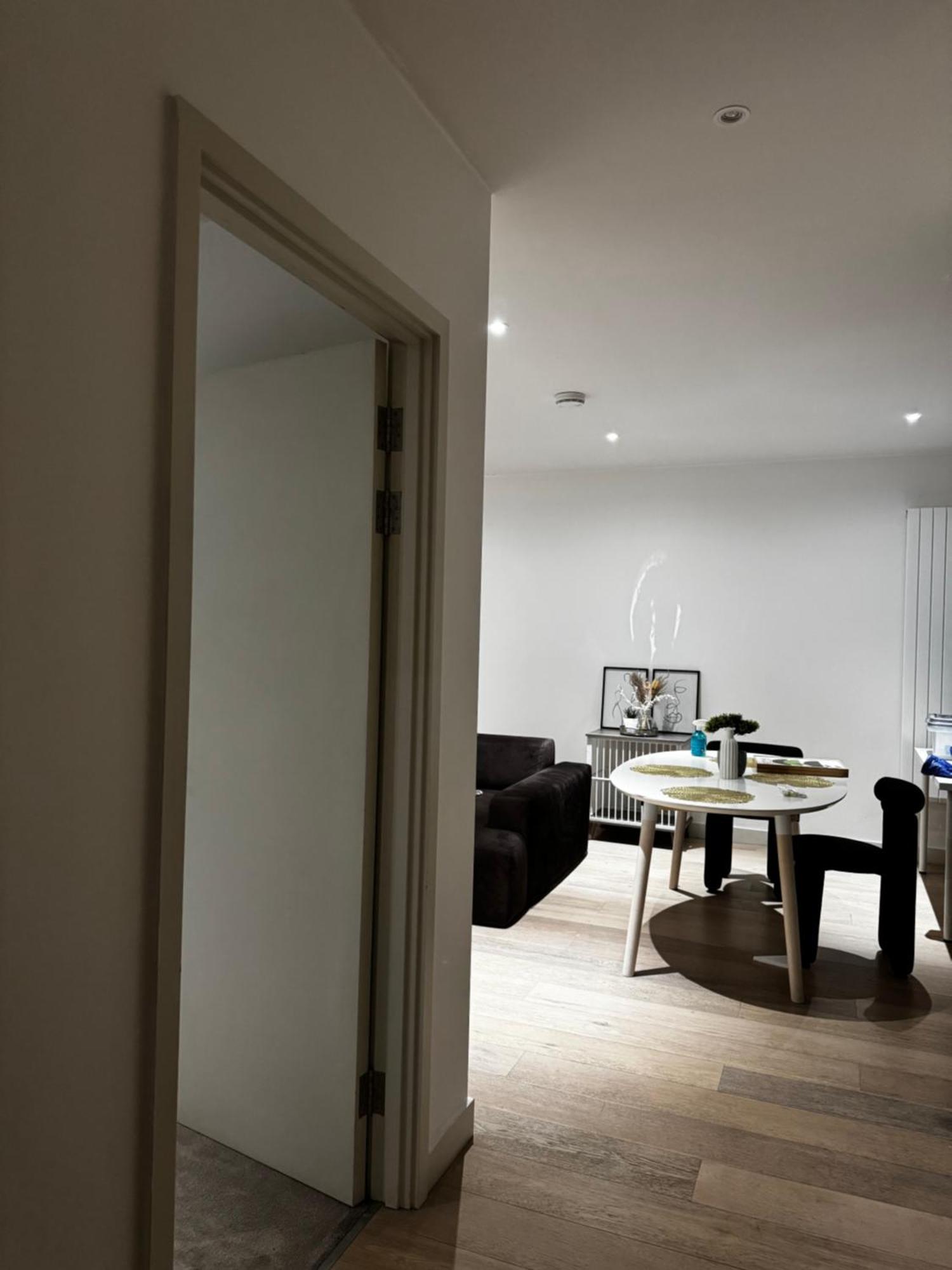 Stunning Lux 2 Bed In Royal Wharf Appartement Londres