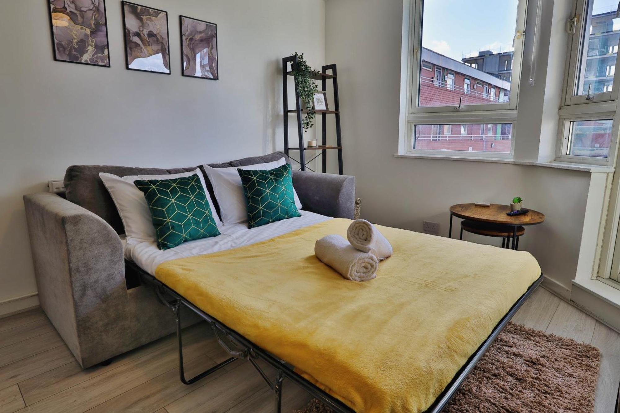 Apartment At Old Kent Road *