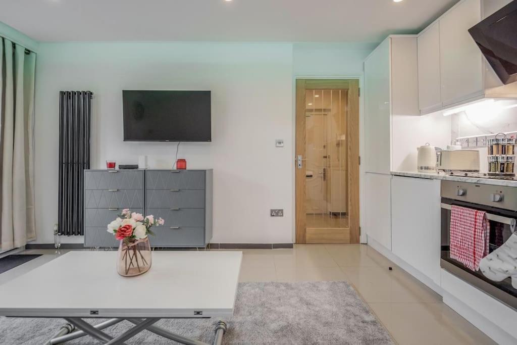 Appartement Lovely 2-bedroom With Balcony And Park View Londres