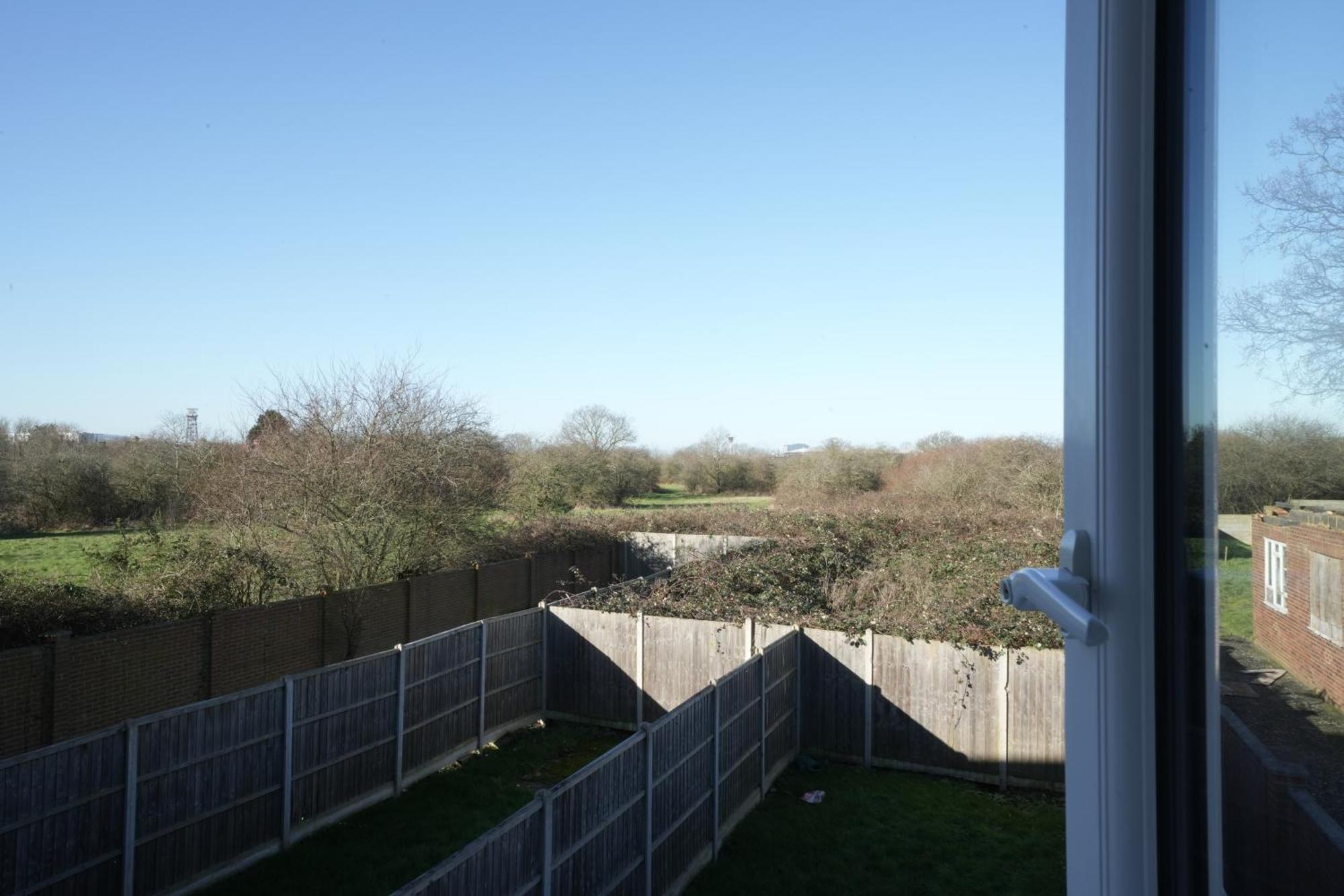Apartamento Hatton Heathrow Airport- Free Parking-free Underground To And From Heathrow Airport Hatton Cross Picture-see Fast Hatton Cross To 30min *