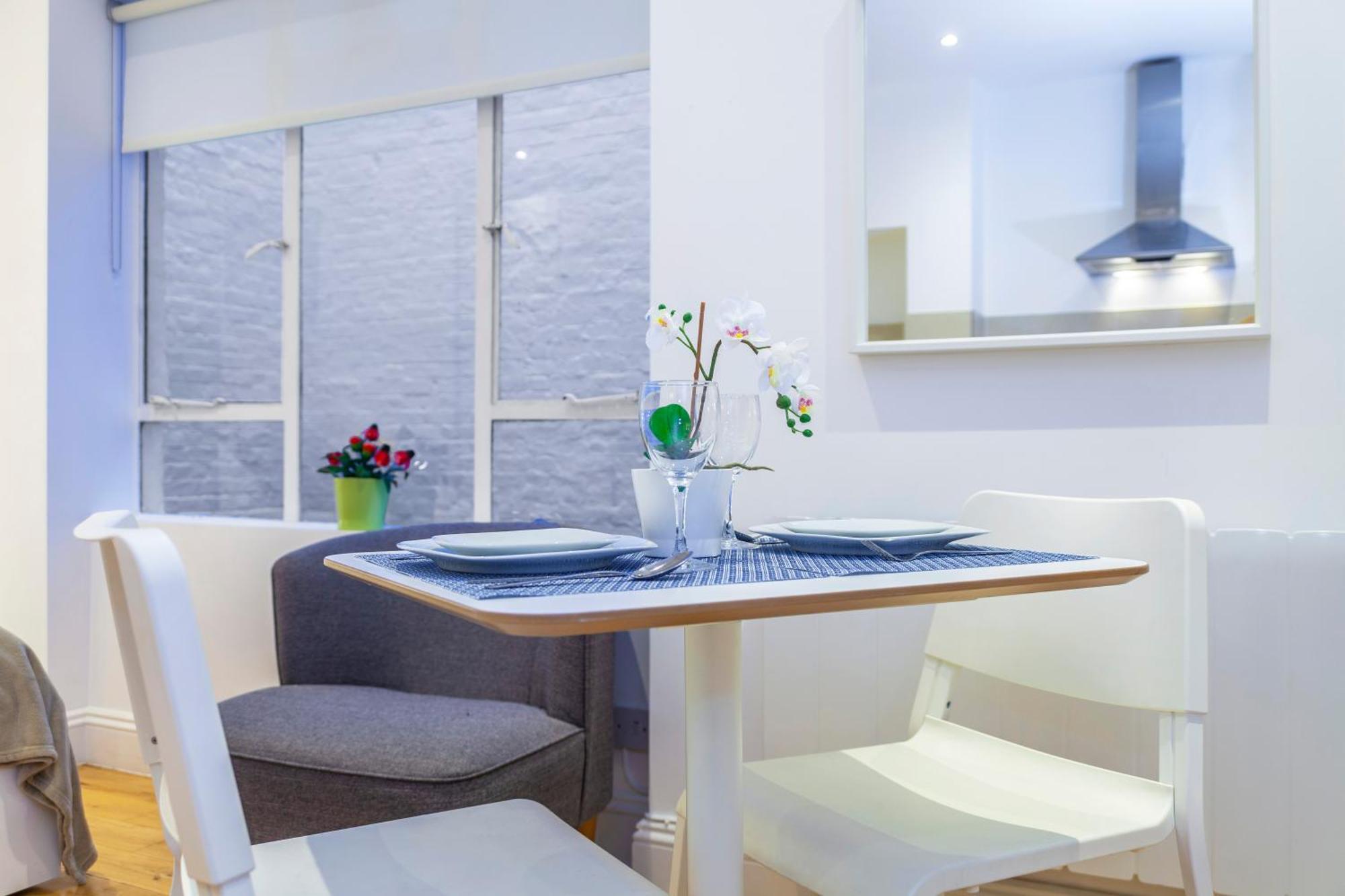 Appartement Perfect Self-contained Radiant With Patio