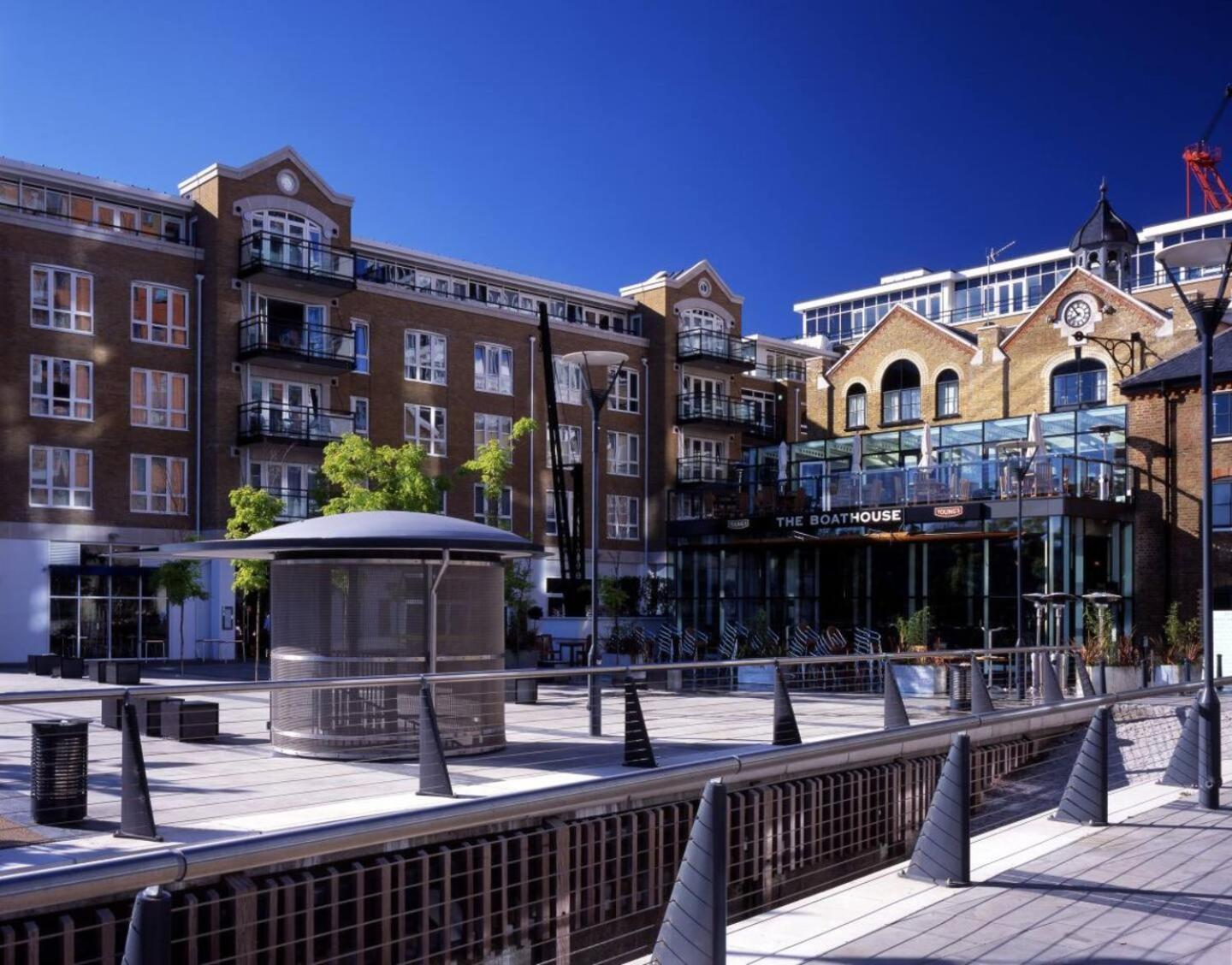 2-bed Penthouse With Unique River Views - Located In London's Iconic Building Appartement *