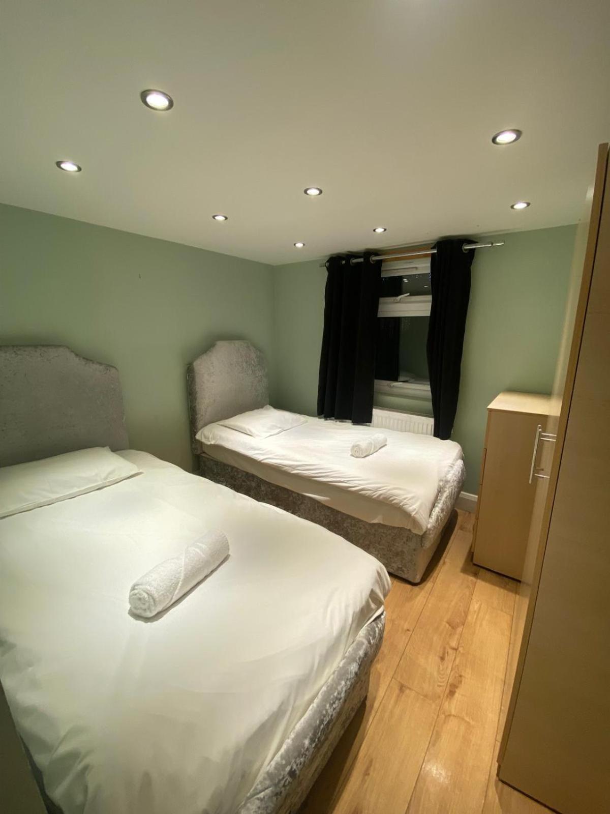 Apartamento 4 Bedroom & 2 Bedroom