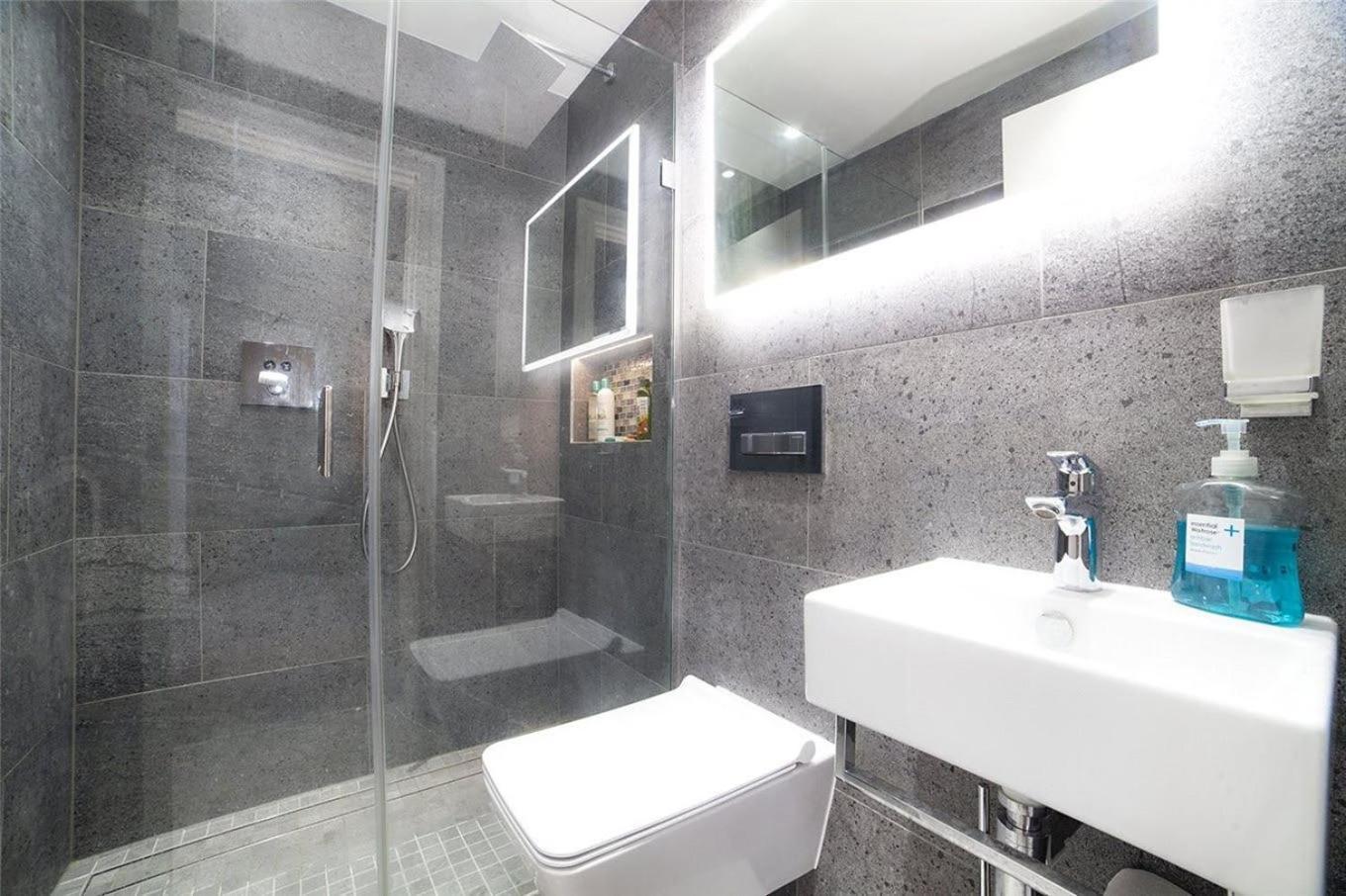 Bedroom In My Seven Dials In Covent Garden Just A Minute's Walk From Soho Londres