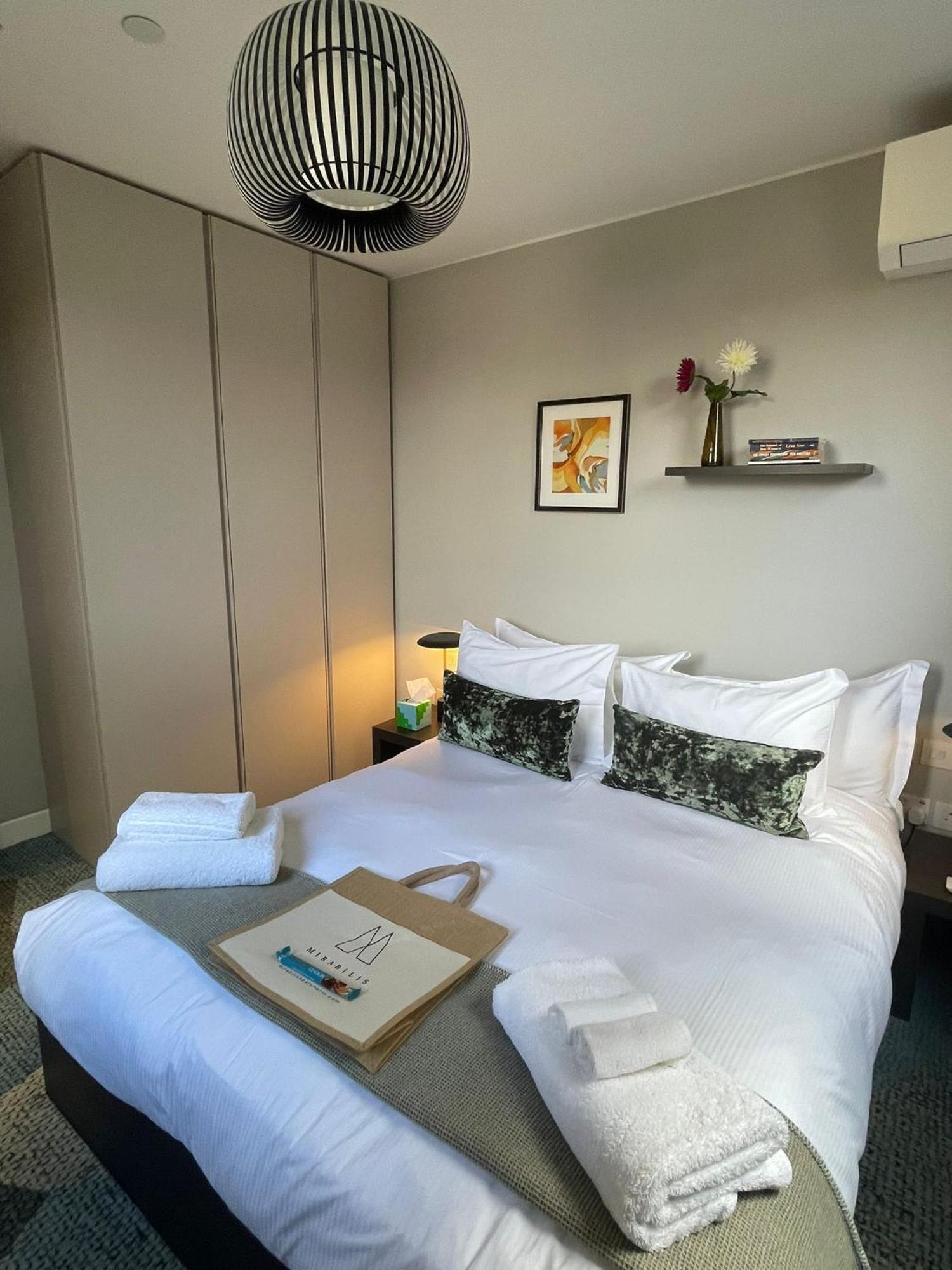 Mirabilis - Bayham Street Apartamento