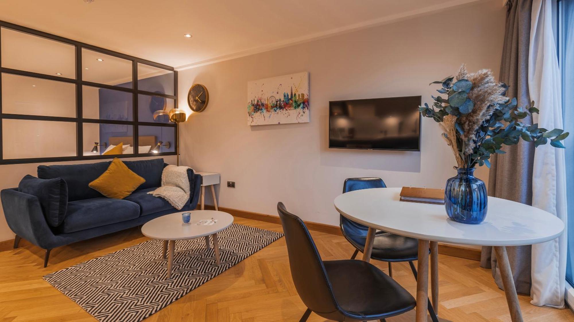 Appartement Farringdon Serviced By Lovelystay Londen