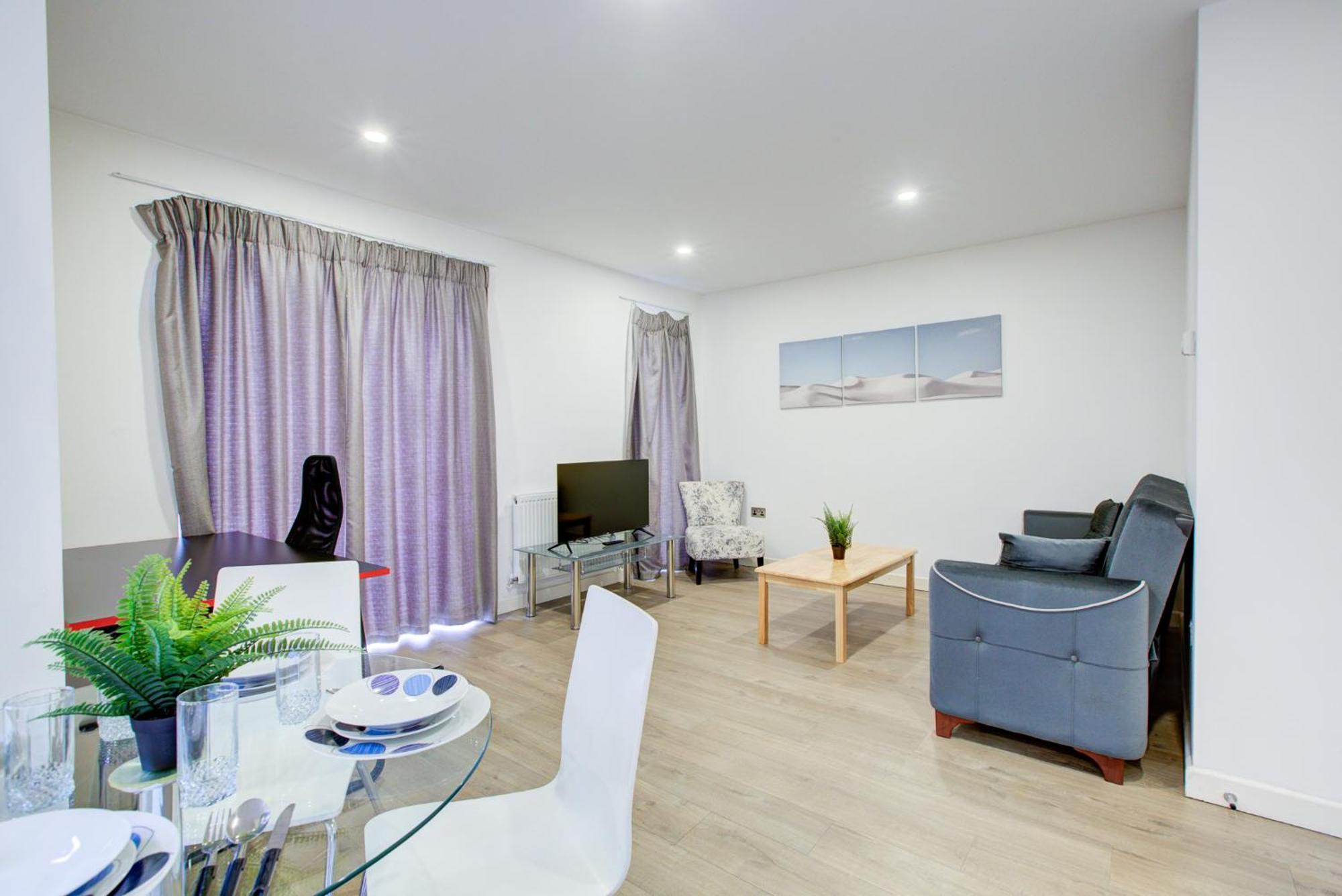 Apartment Canning Town 4-person Flat London