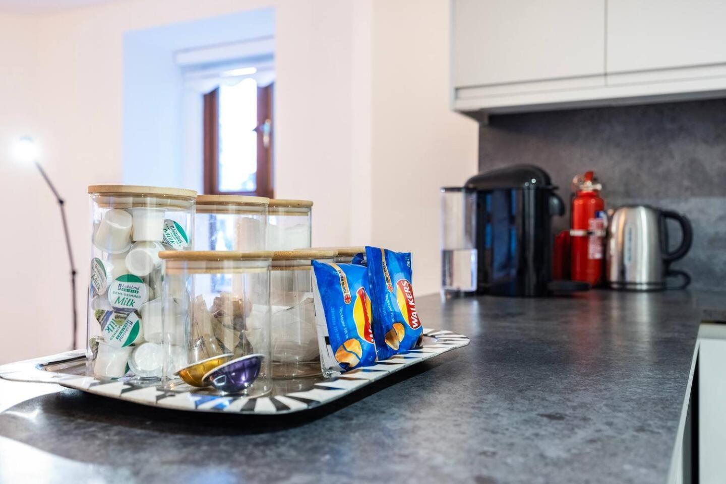 Lavish 1 Bedroom Near Tottenham Stadium Vakantiehuis *