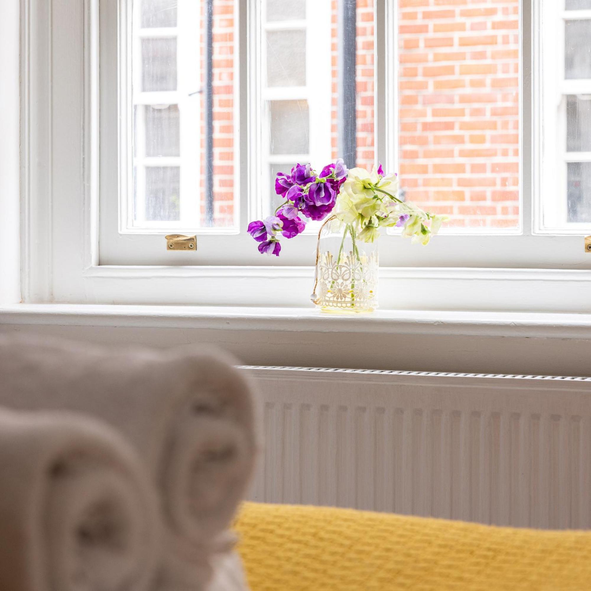 Apartment 4-bdr Stunning Kensington Penthouse London